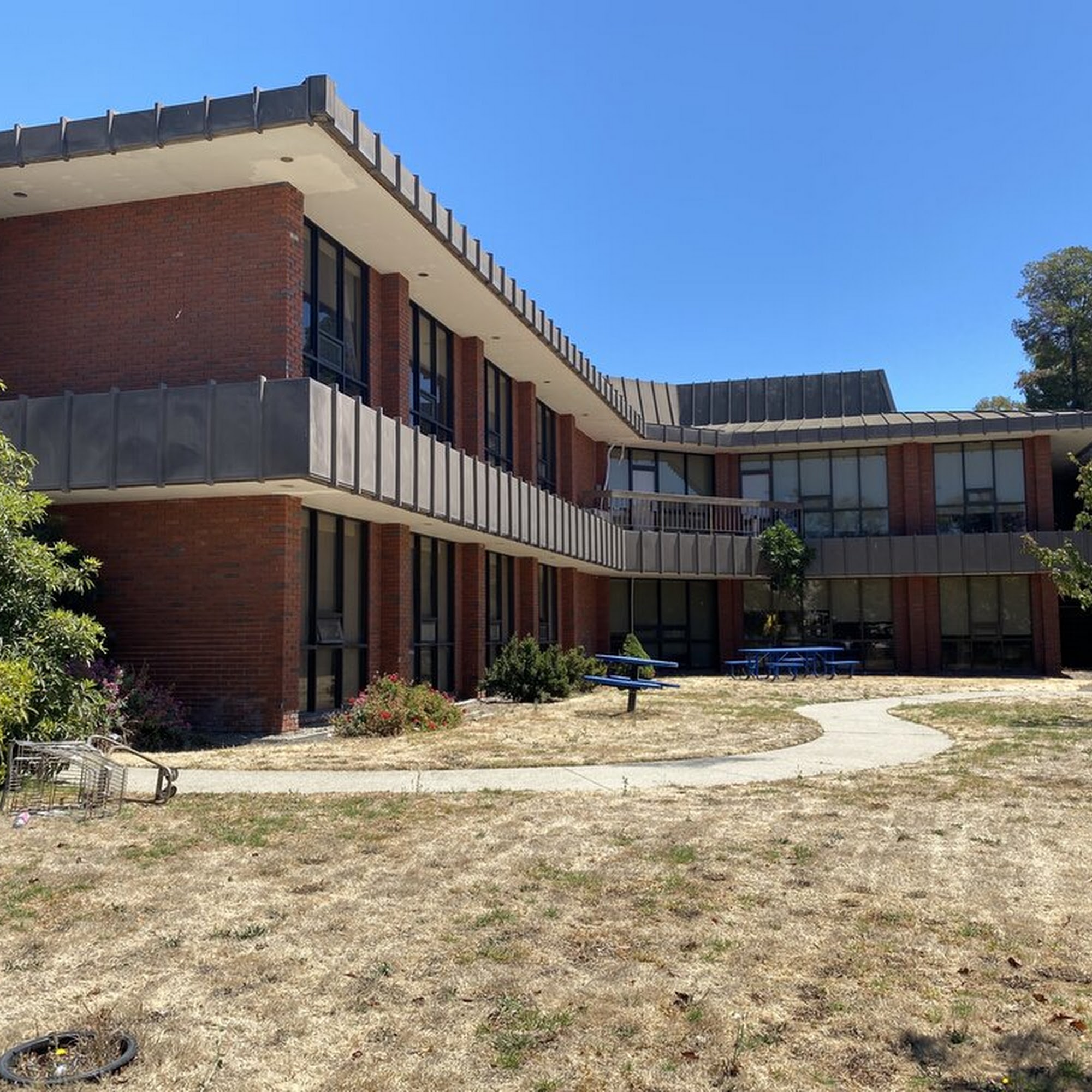 Aurora Business Center San Leandro