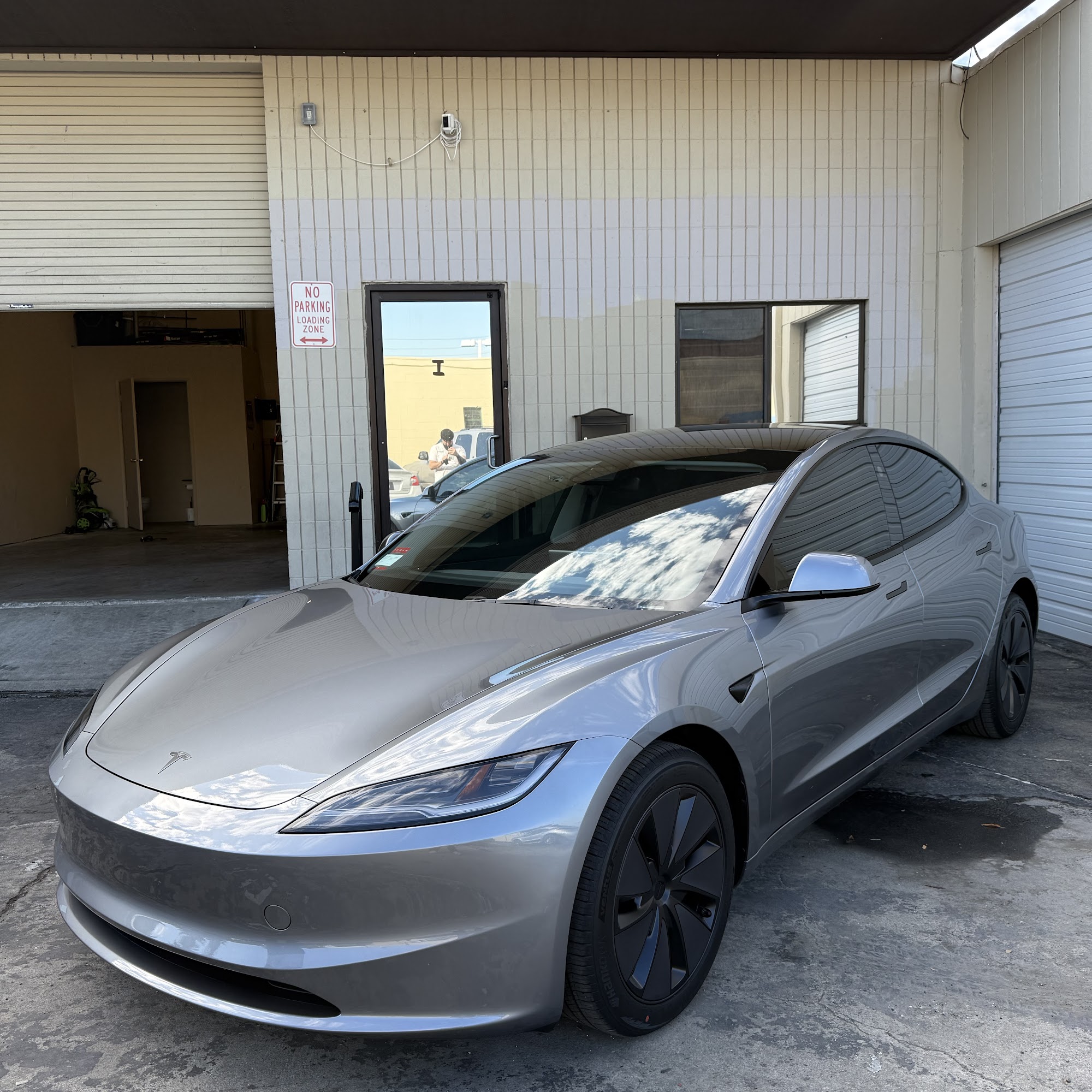 Mickey’s Tint 676 Bockman Rd, San Lorenzo California 94580