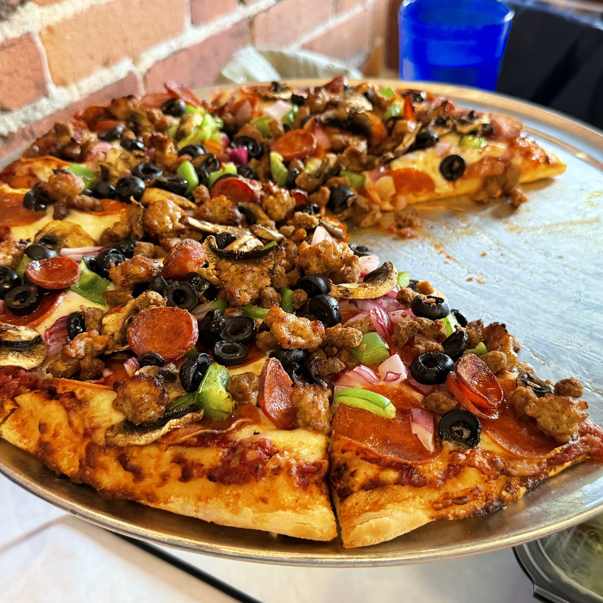 Bob Cantu's Pizza and Sports Bar San Luis Obispo