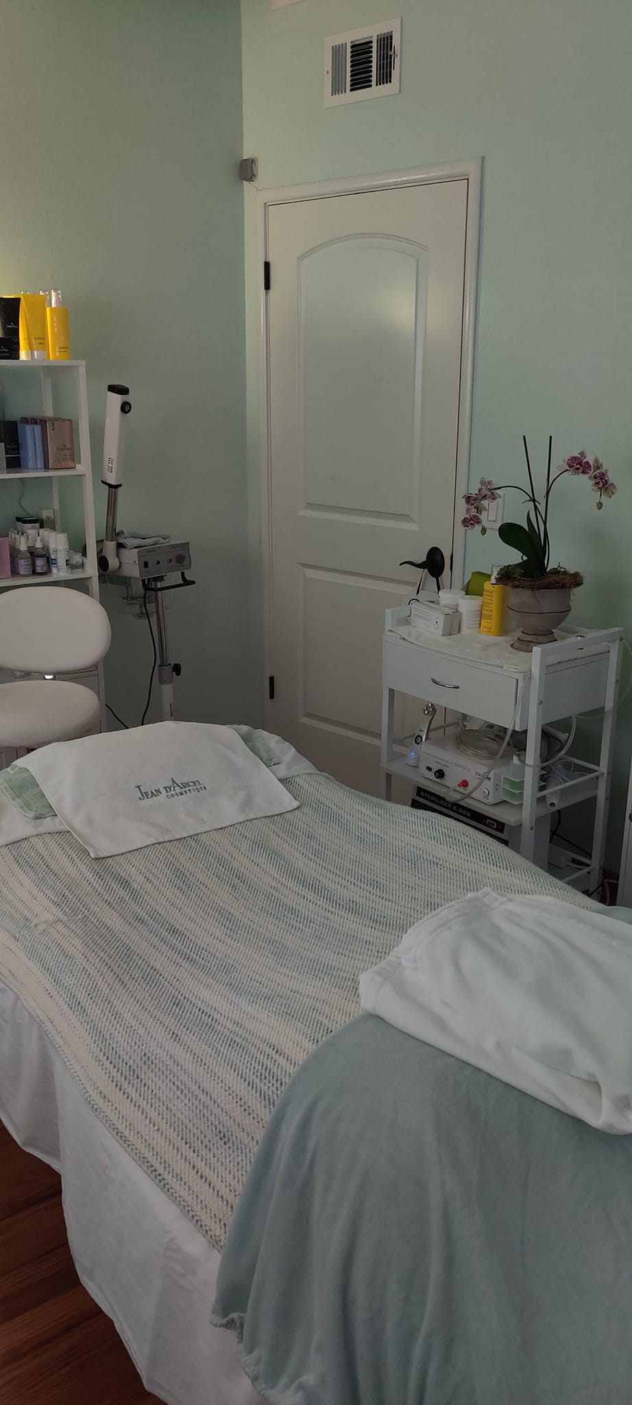 Advanced Esthetics by Yvonne