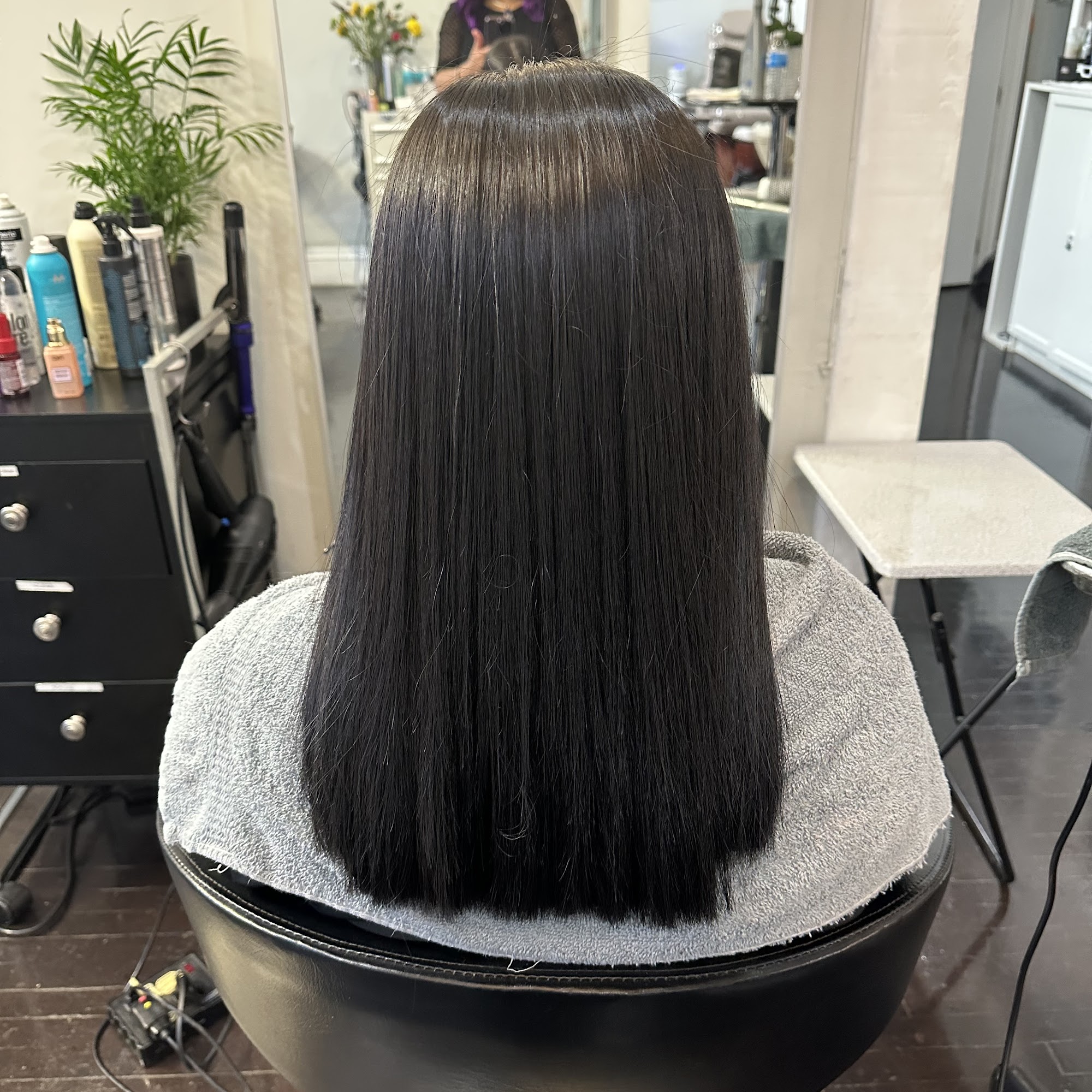 Dritto Salon