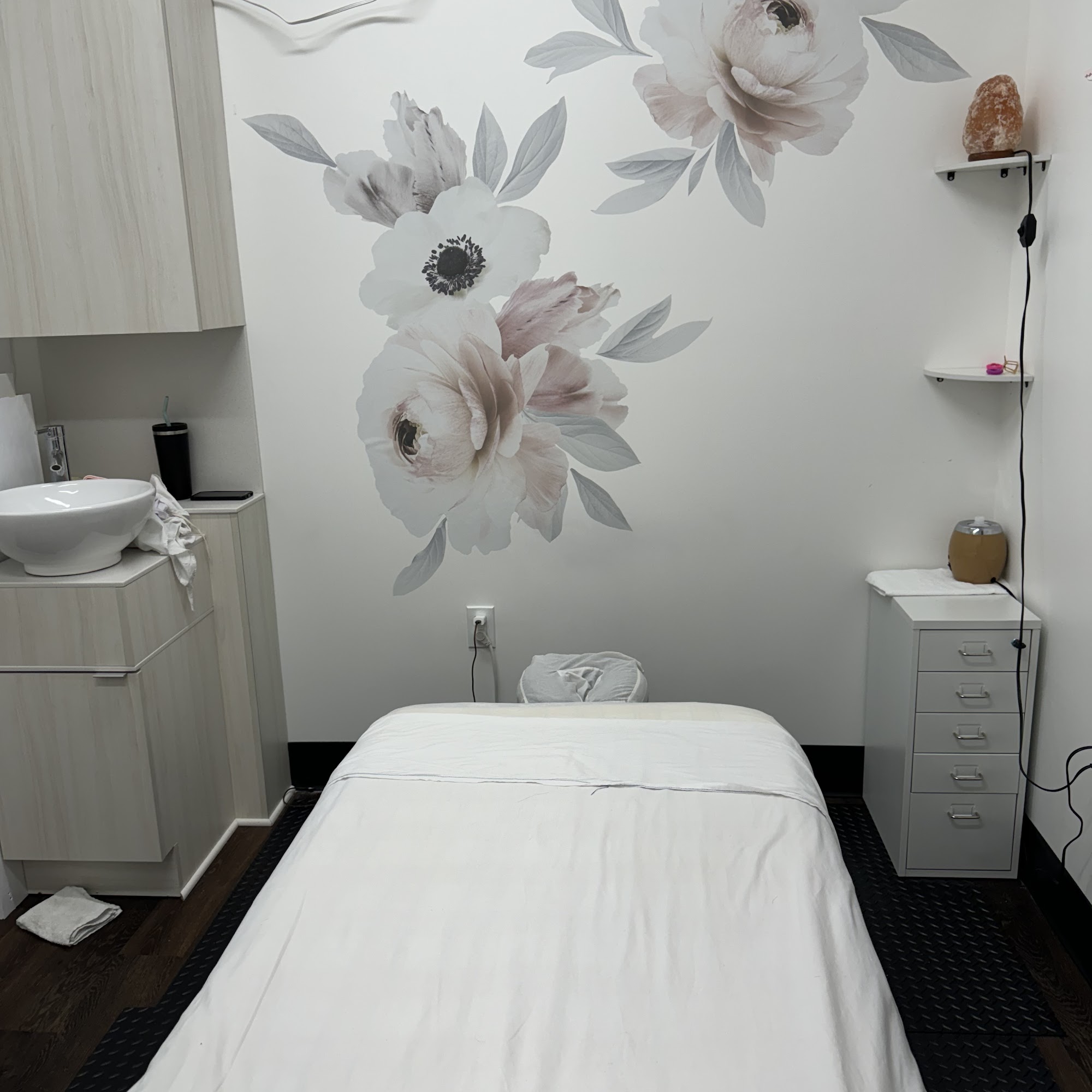Lavender Massage Studio 3211 Crow Canyon Pl J Suite 41, San Ramon California 94583