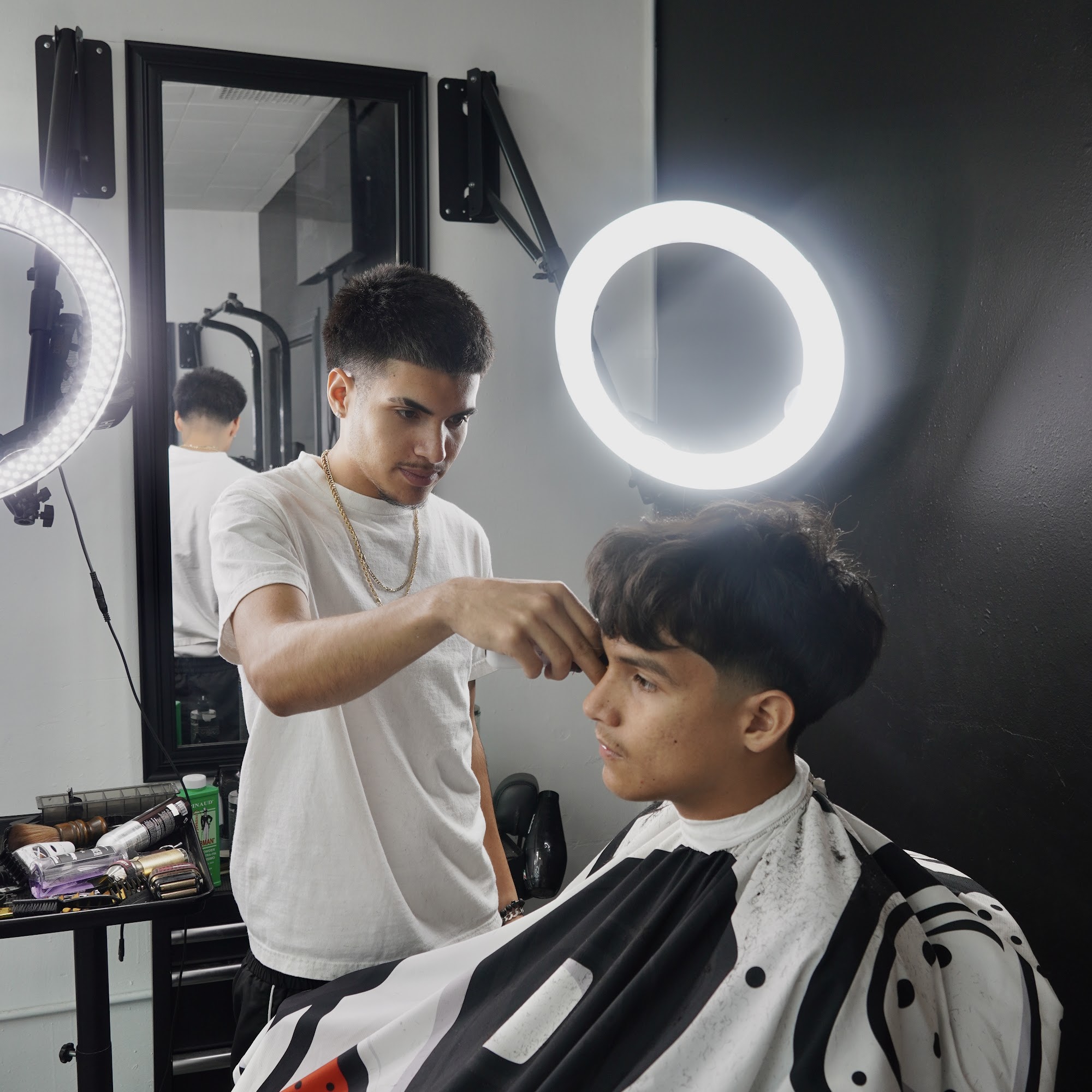 Garduño's Studio Barbershop