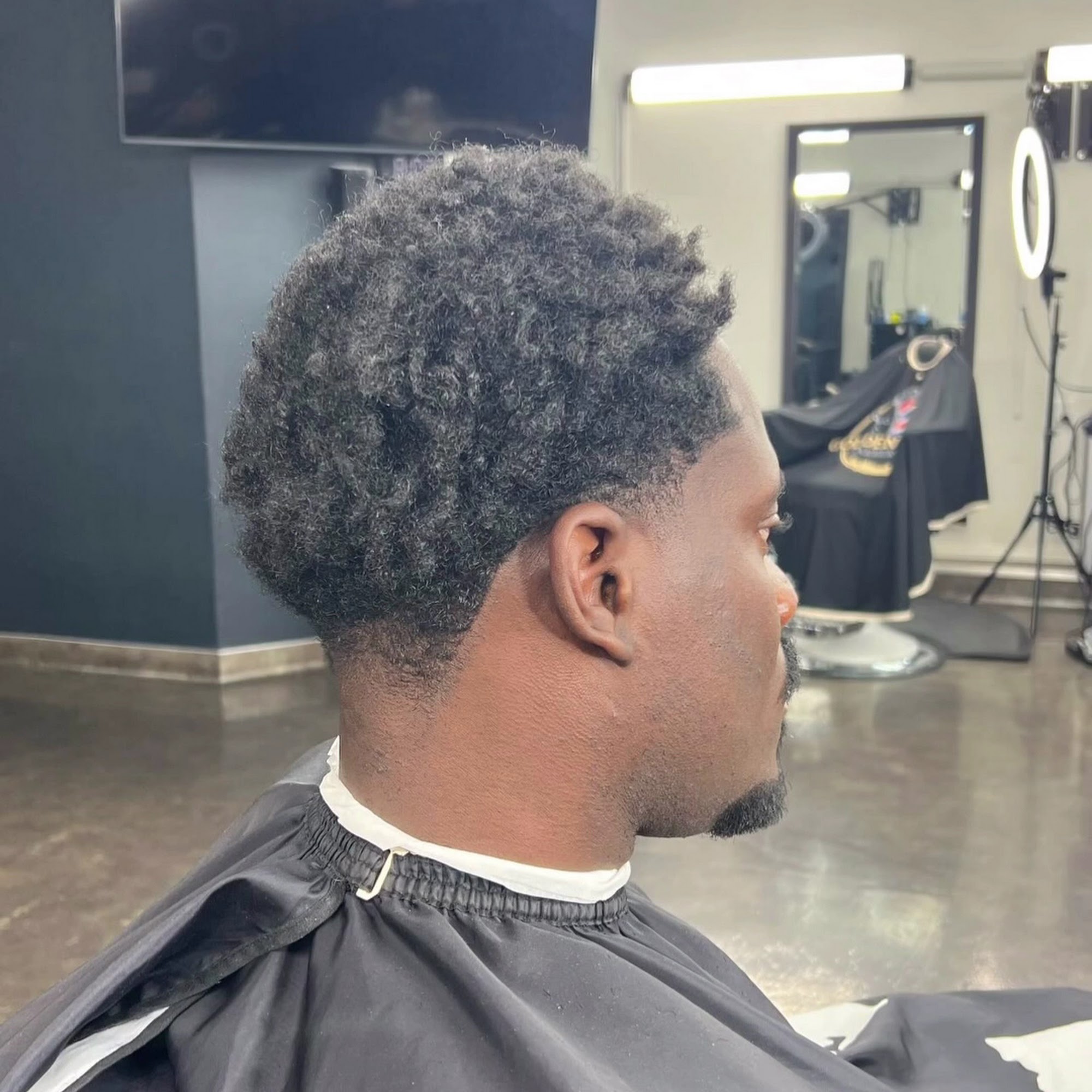 Golden Vision Barbershop