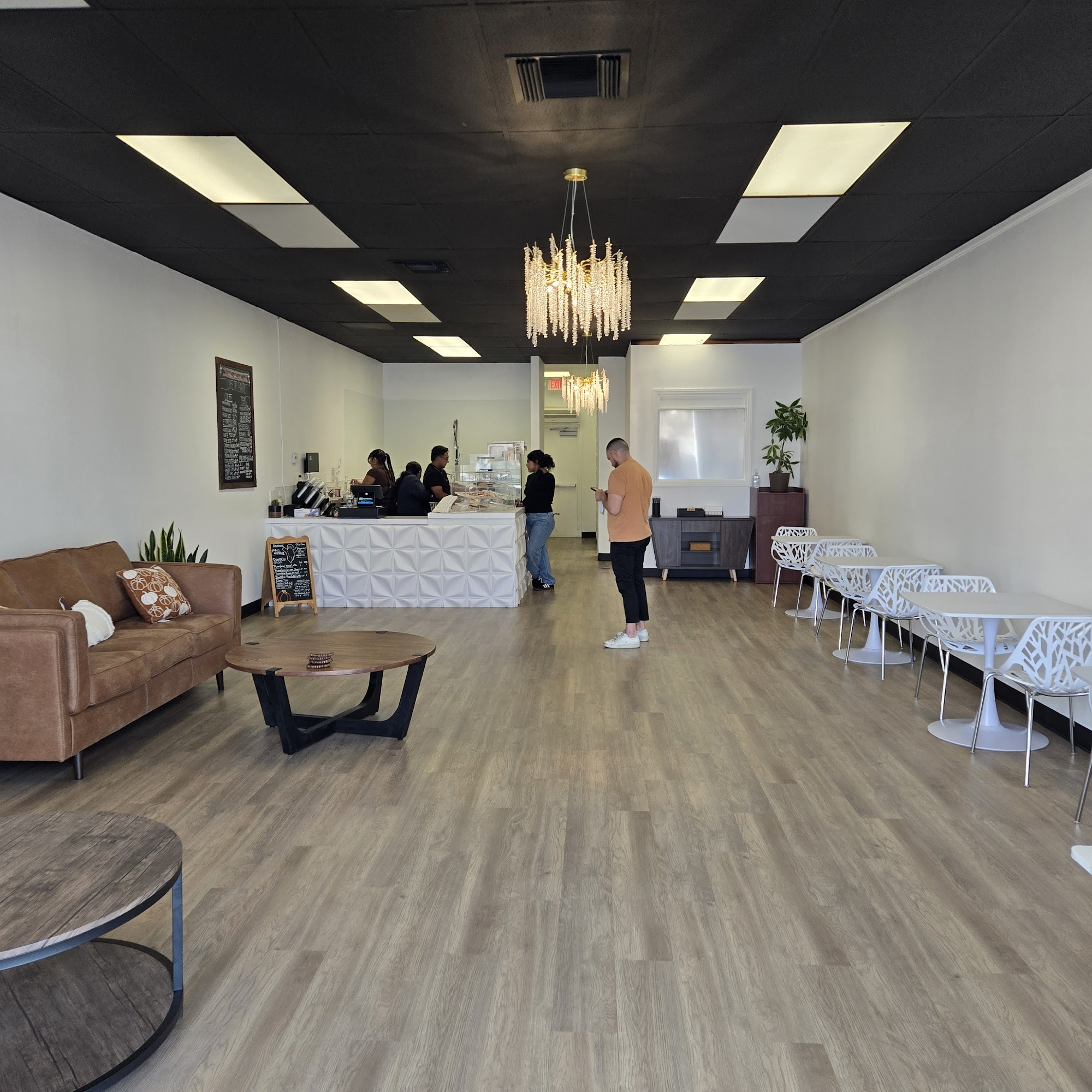 Café Del Barrio (Hood Coffee) 2735 N Grand Ave, Santa Ana, CA 92705