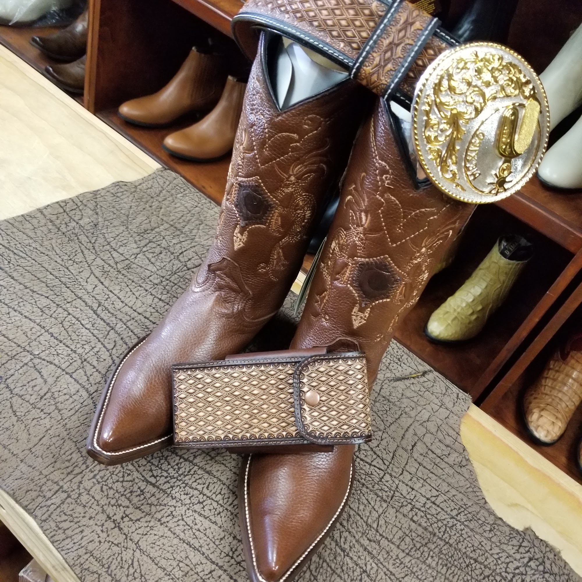 Canelo Boots Santa Ana