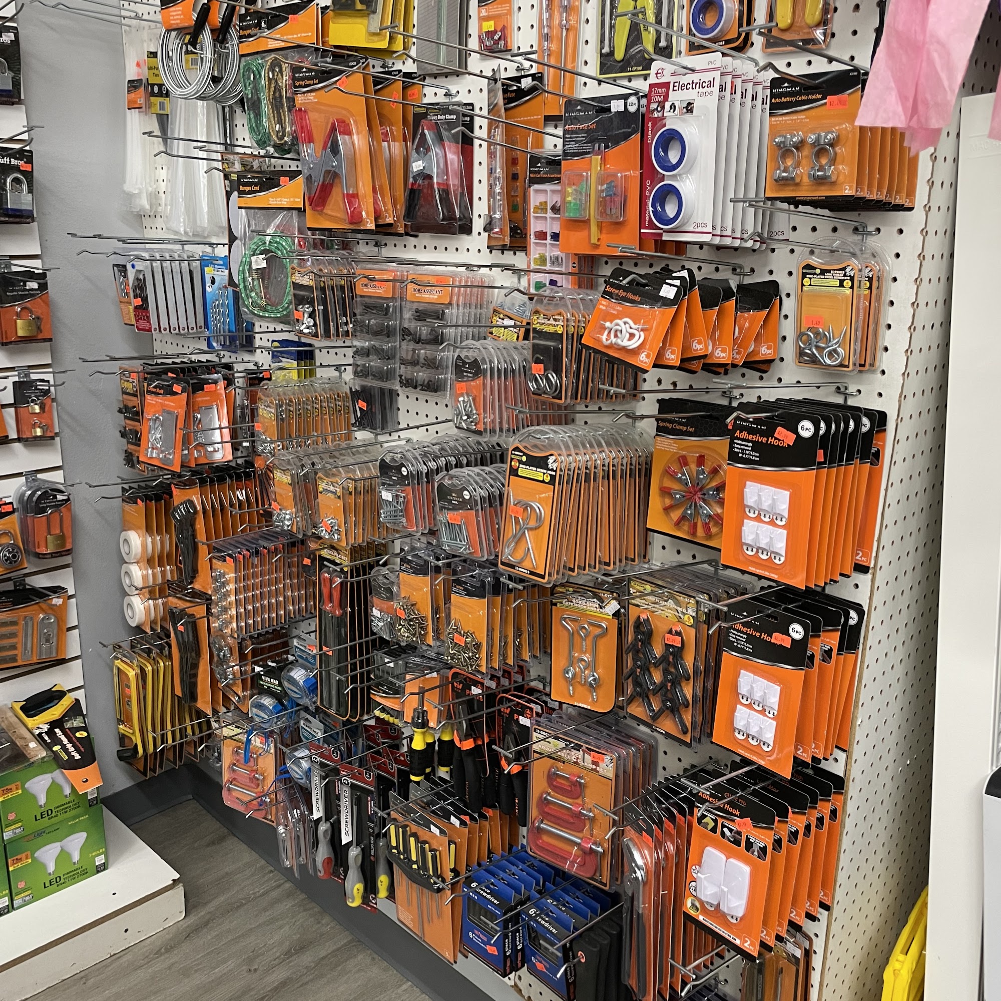 98¢ Plus Party Supply Store Santa Ana