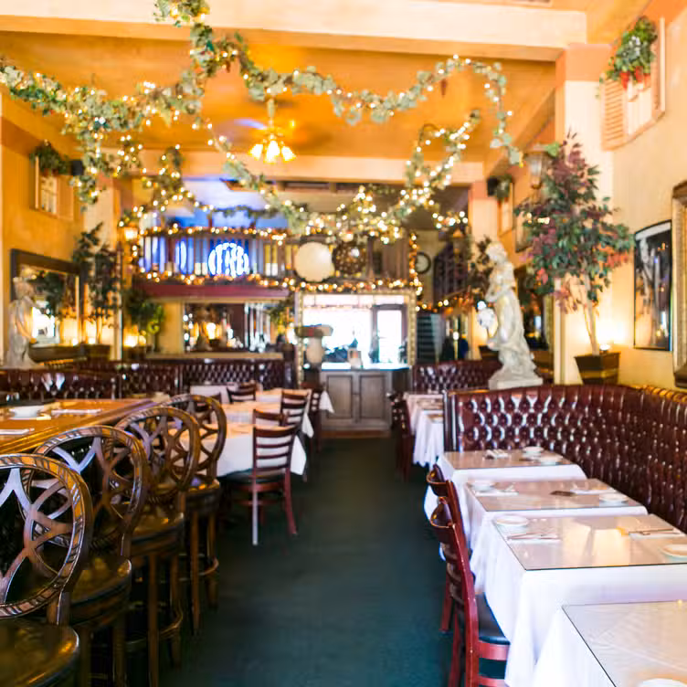 Photo credit: opentable