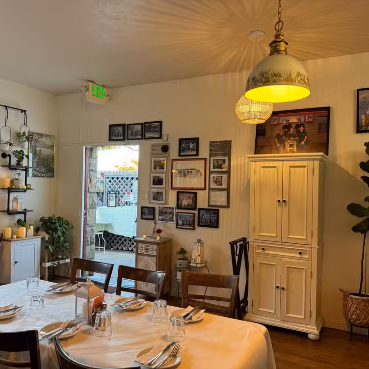 Photo credit: opentable