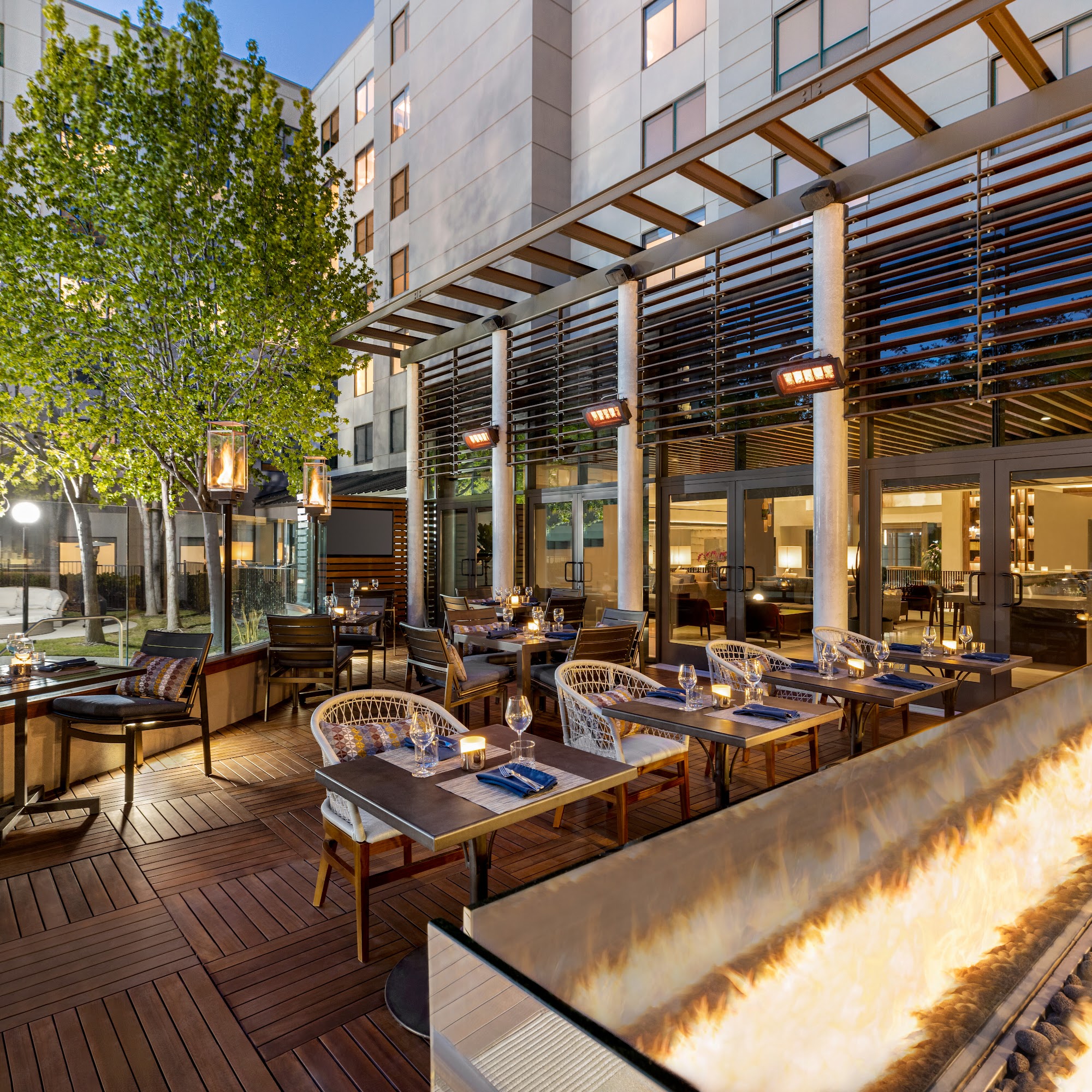 Loggia Restaurant & Bar Santa Clara