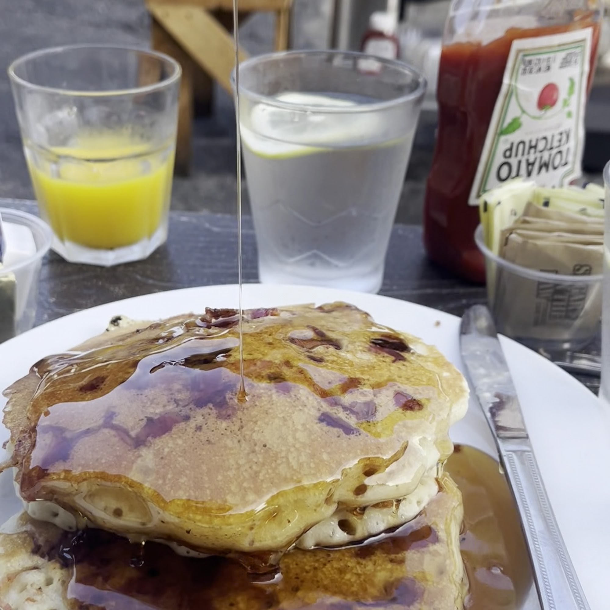 Shoop's Delicatessen Santa Monica