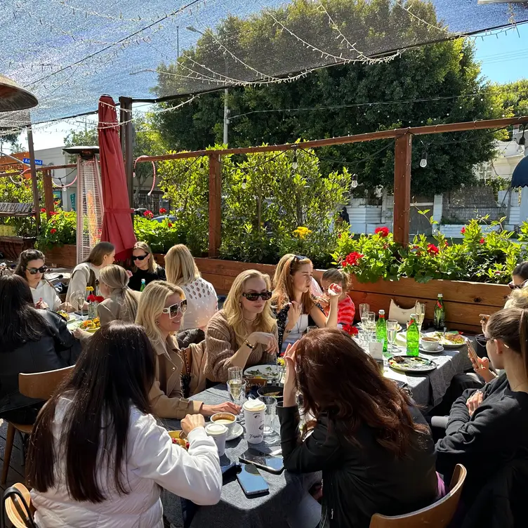 Photo credit: opentable