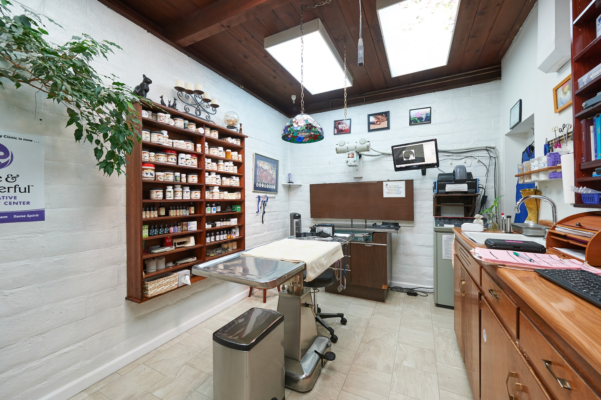 Wise & Wonderful Integrative Veterinary Center Santa Rosa