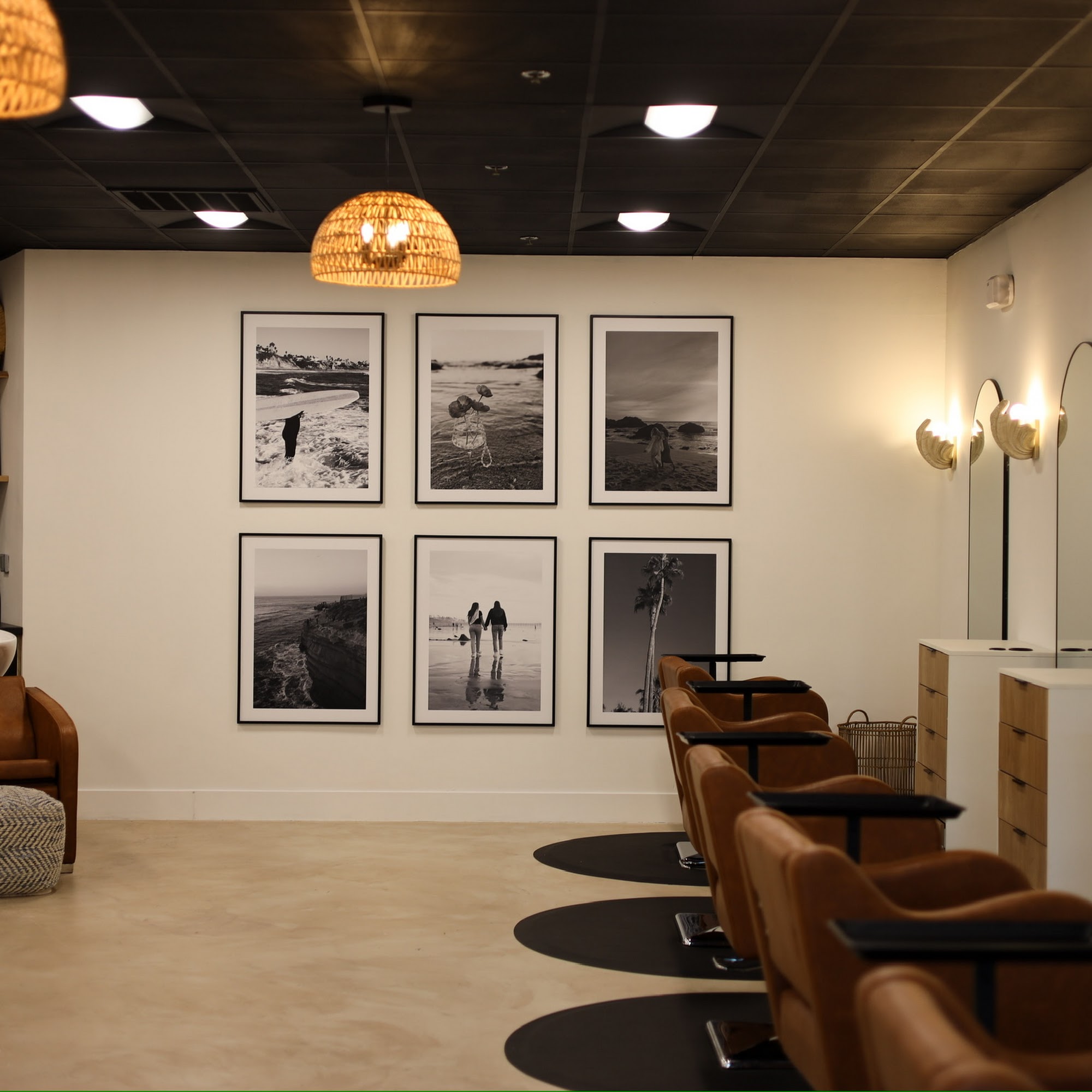 Poppy & Pearl Salon