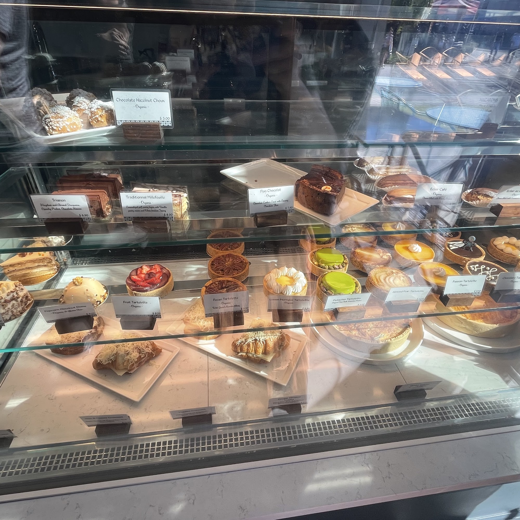 Sarmentine - Organic French Bakery 6760 McKinley St, Sebastopol