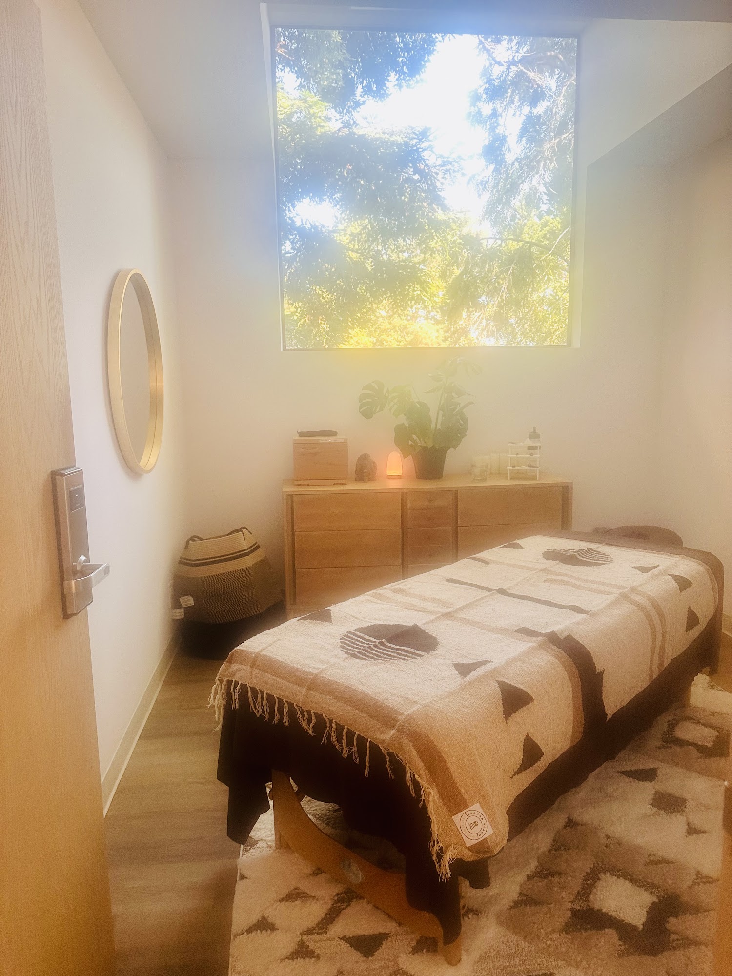 AromaSoul Massage Therapy 120 Pleasant Hill Ave N Suite 200 H, Sebastopol California 95472
