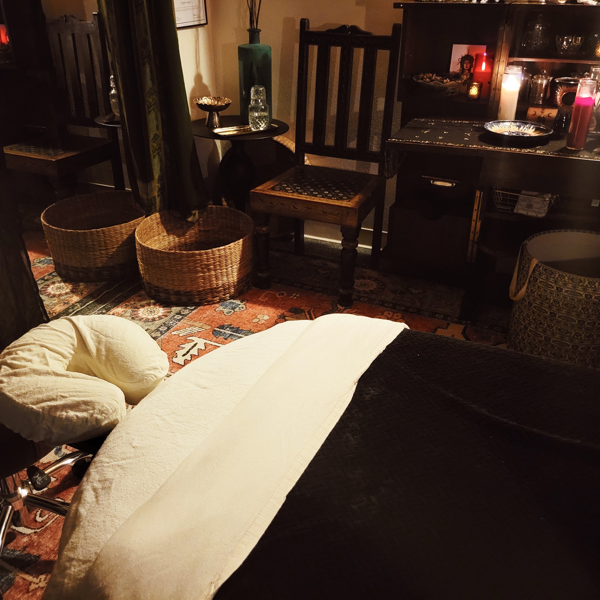 Left Hand Path Therapeutics 234 Hutchins Ave, Sebastopol California 95472