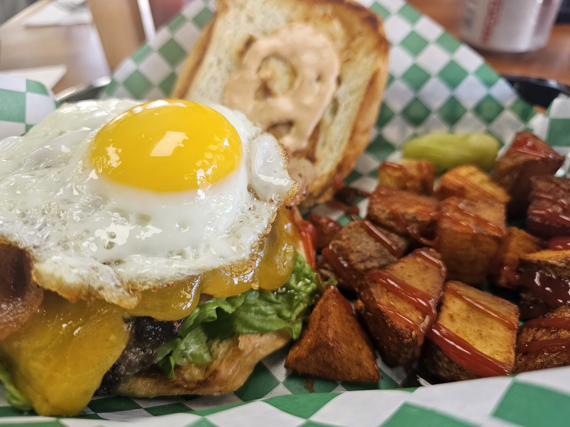 Mia's Cafe Signal Hill