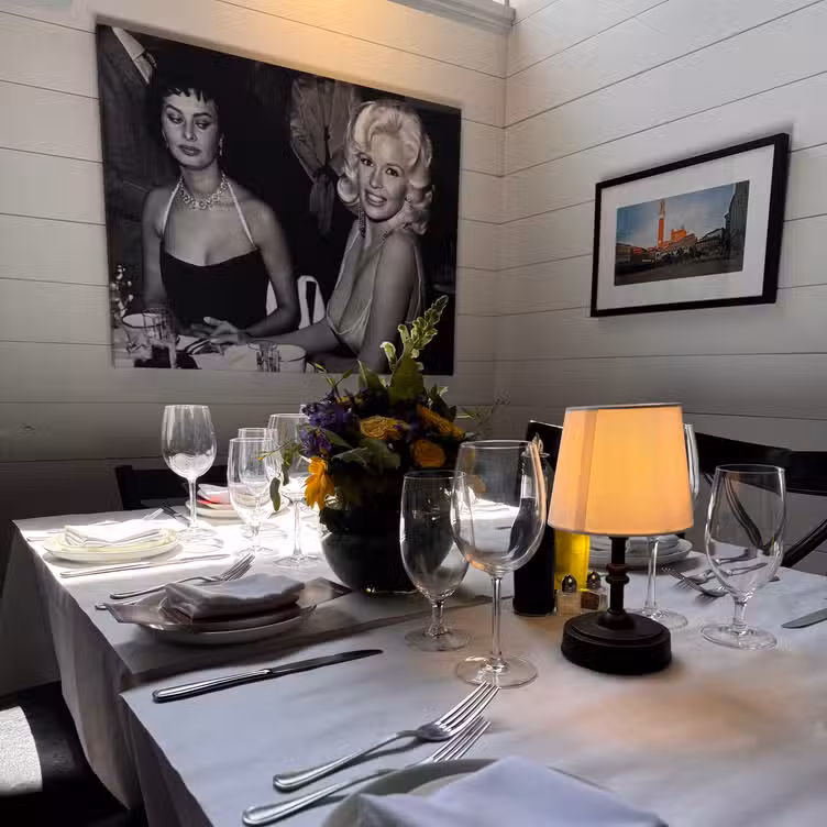 Photo credit: opentable