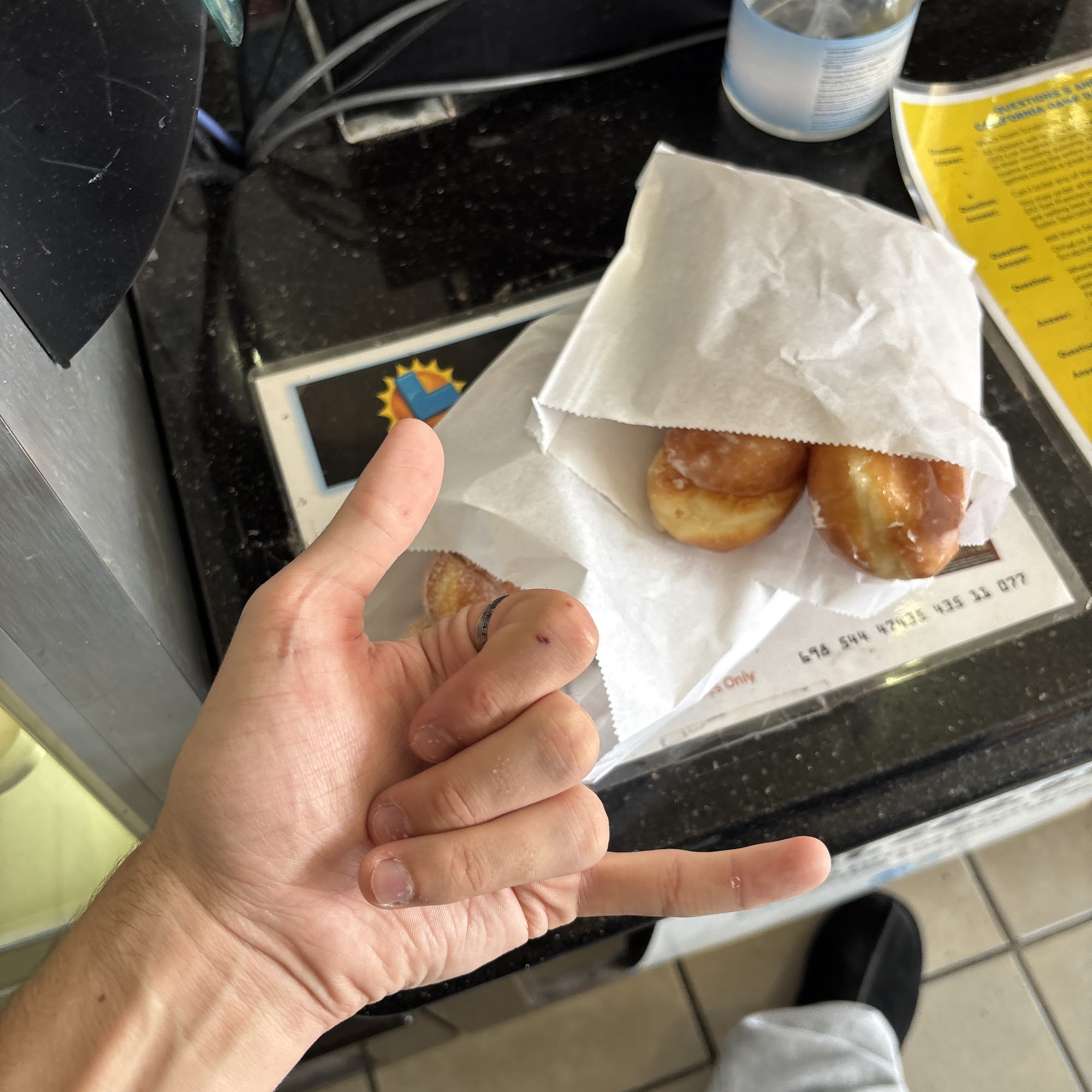 Wen's Donuts & Bakery