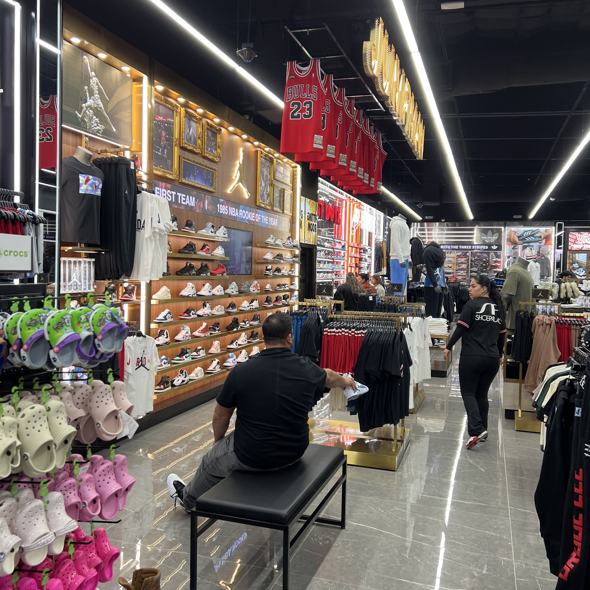 Shoe Palace South El Monte