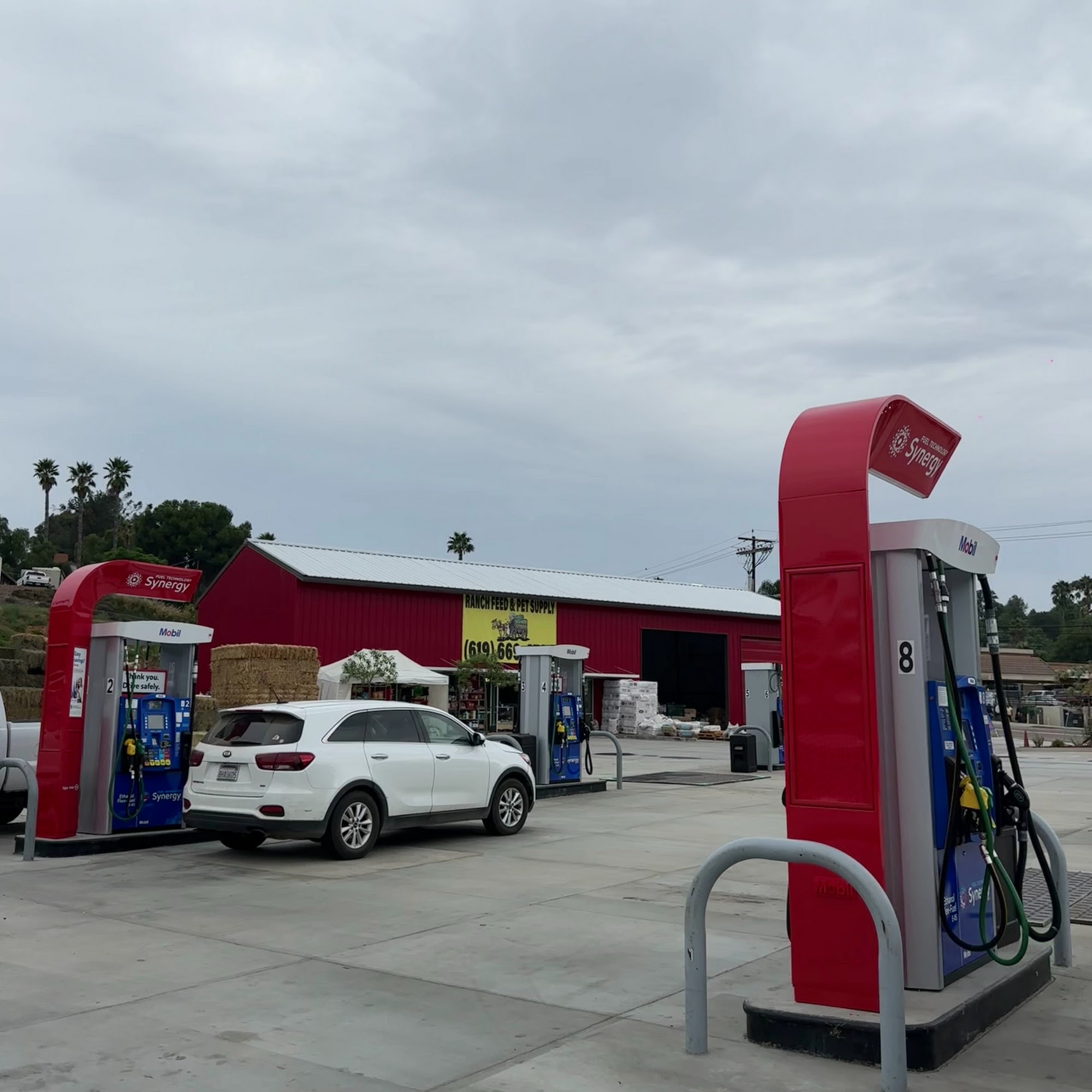 Ranch Feed & Pet Supply Spring Valley