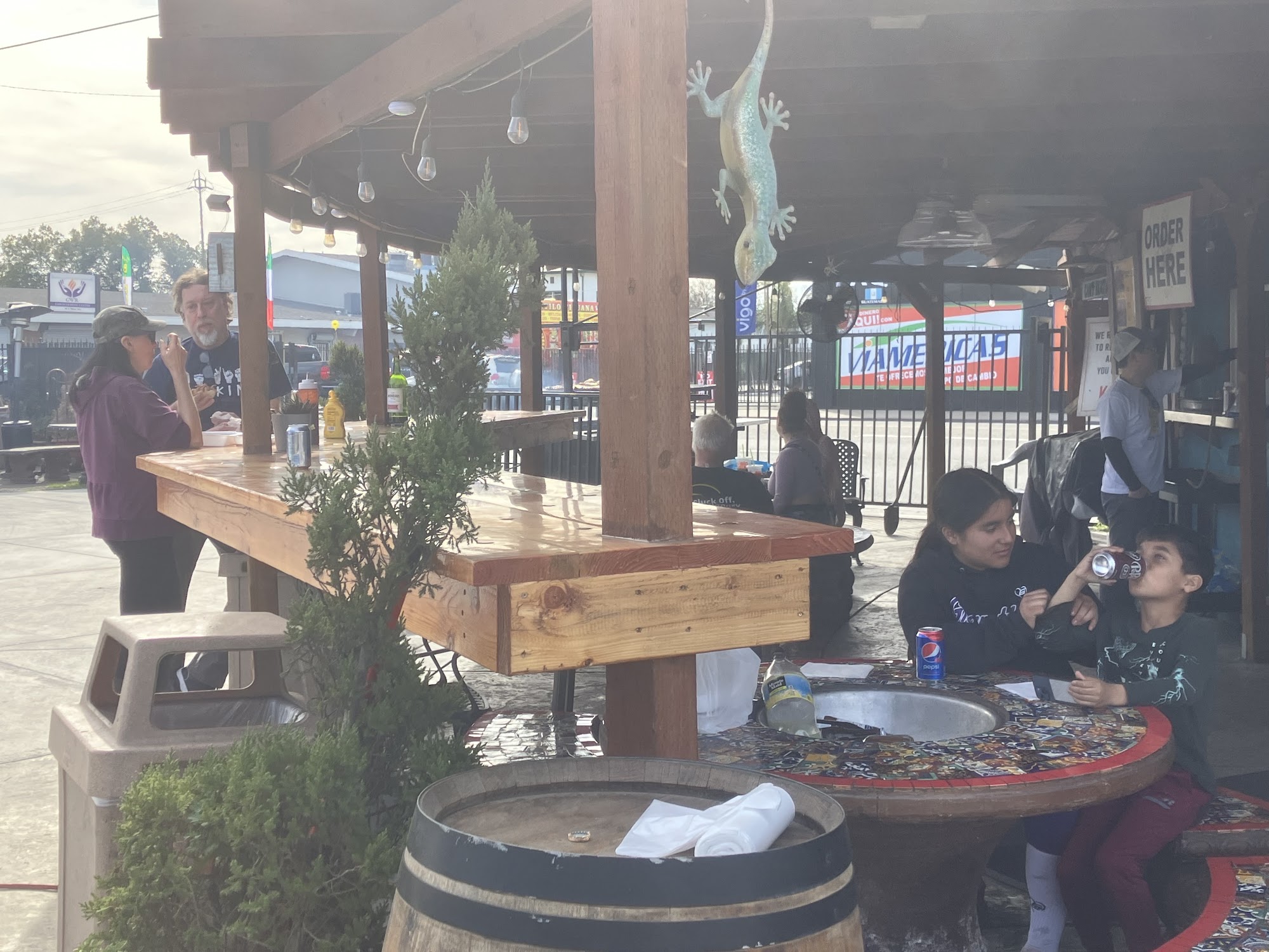 Neil´s Kick N-It Bbq Stockton