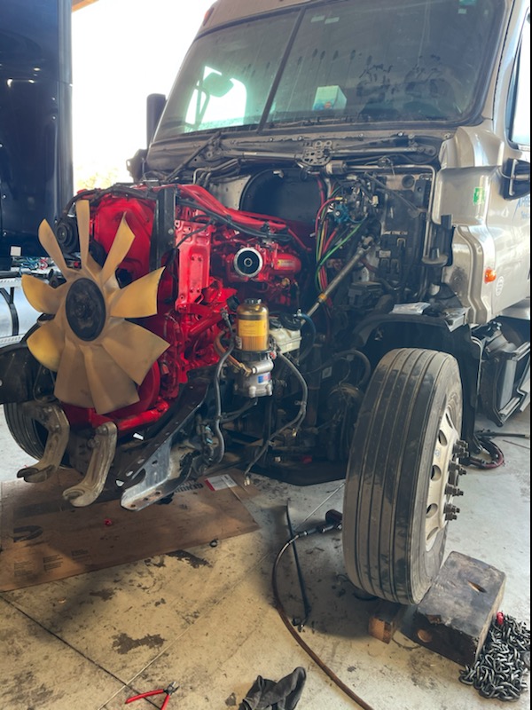 Ray's Engine Repair 916 N Broadway Ave, Stockton California 95205