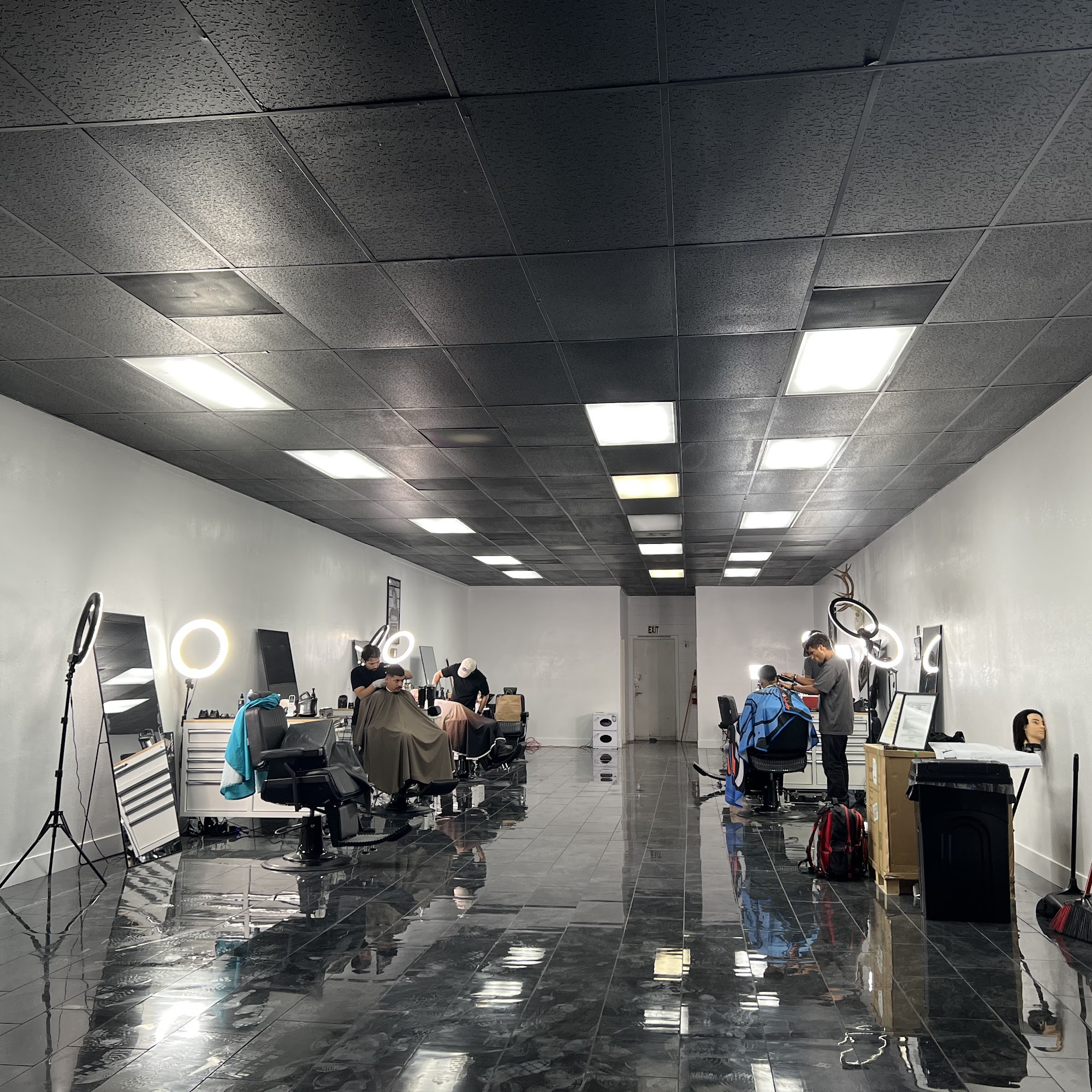 Apex Barber Lounge LLC 1588 E March Ln #3-B, Stockton California 95210