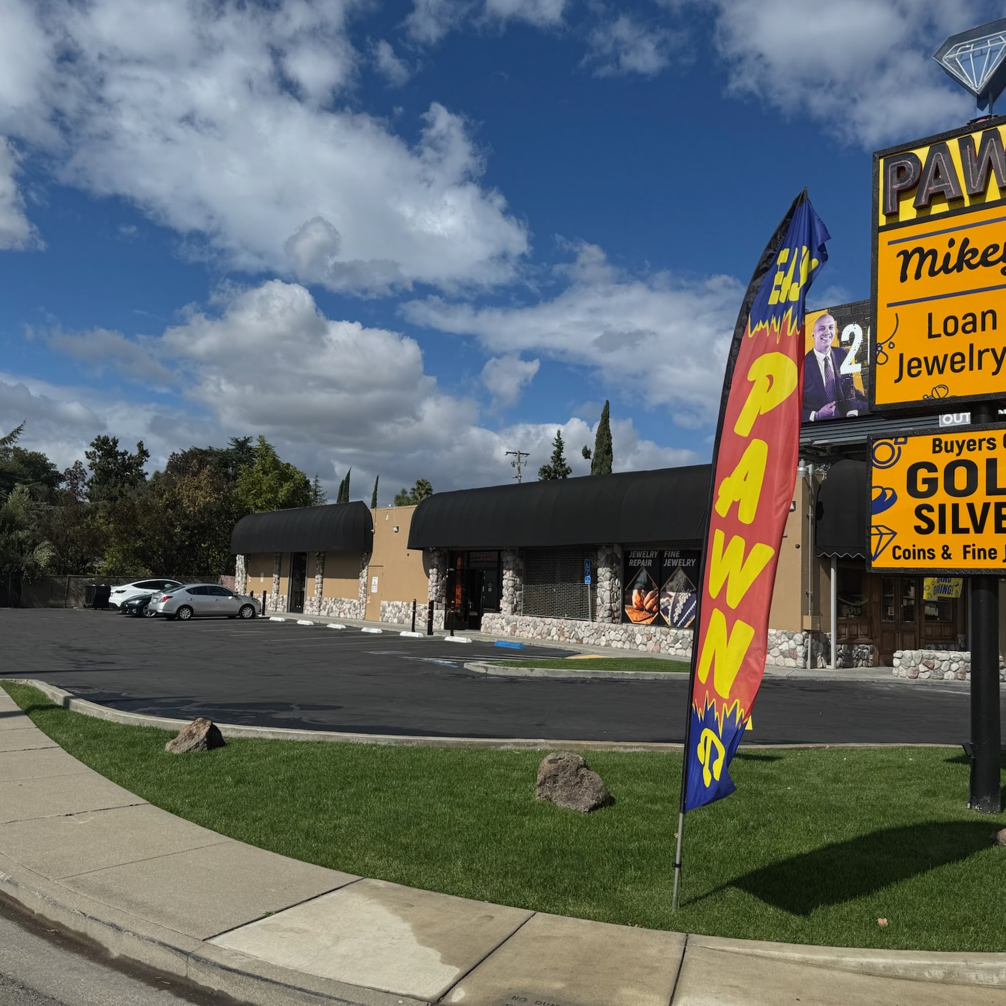 Mikey's Loan and Jewelry Co. Stockton