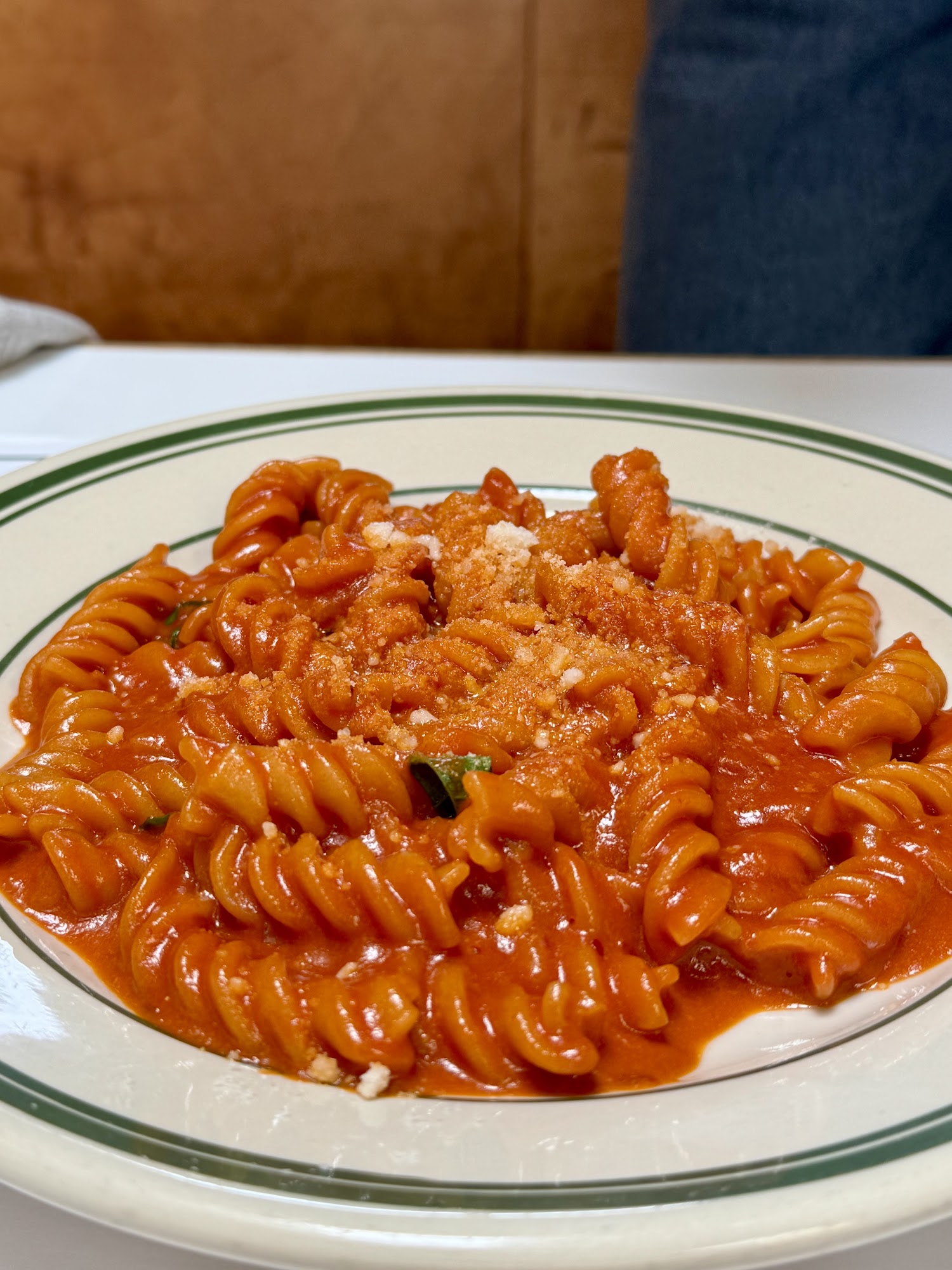 Jon & Vinny's Studio City Menu