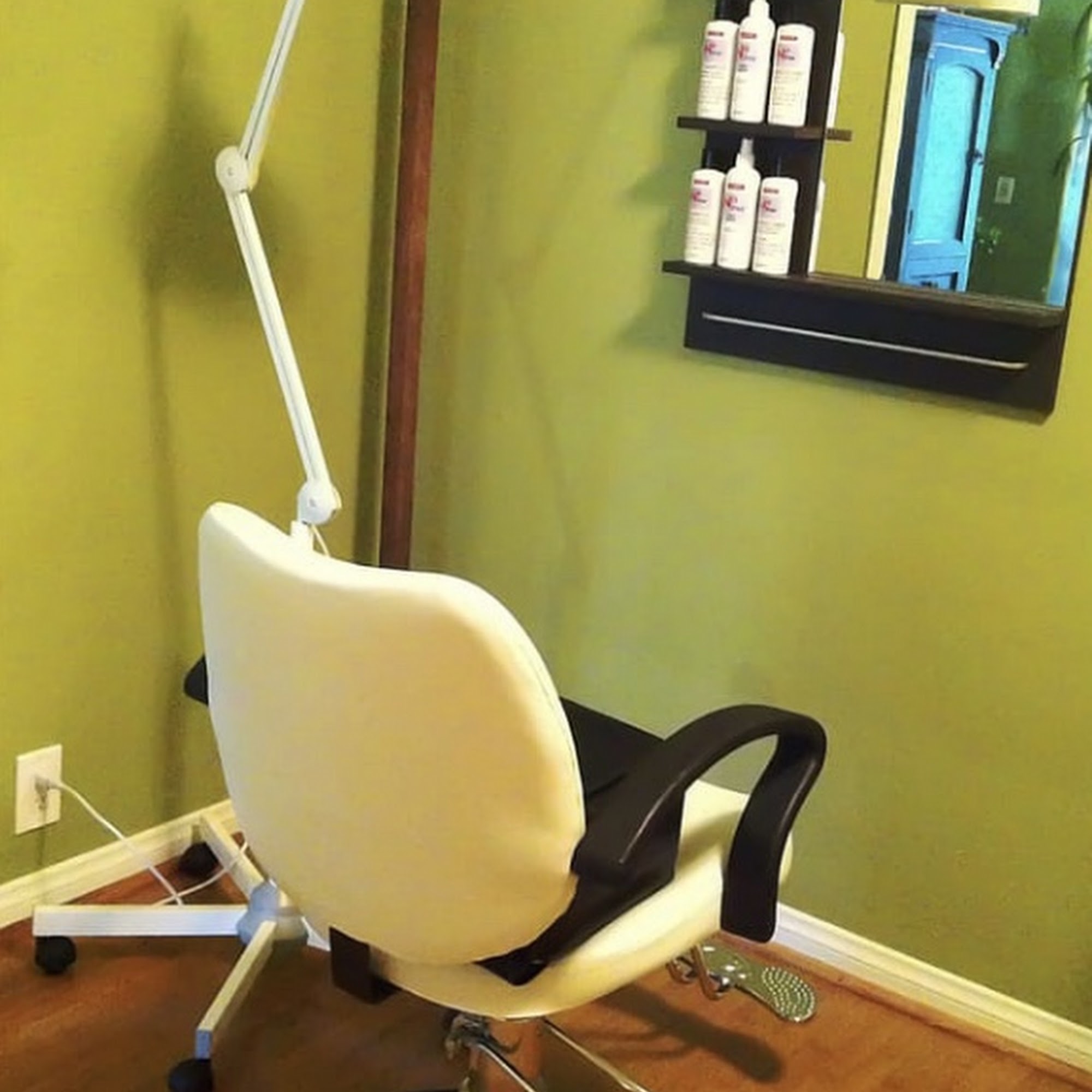 Magic Nit Pick | All Natural Head Lice Removal Service 12457 Ventura Blvd #207, Studio City California 91604