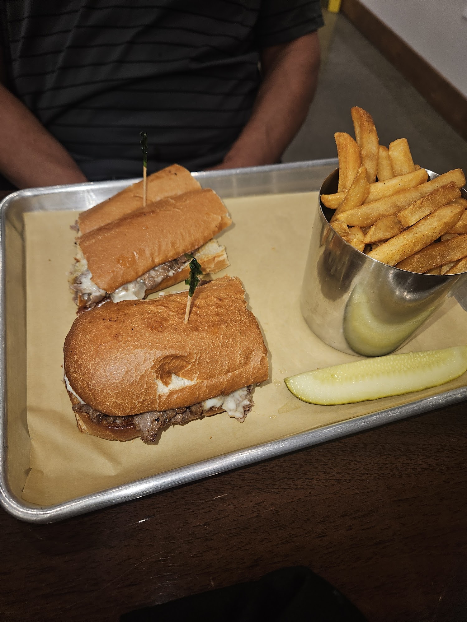 1933 Kitchen and Bar Suisun City