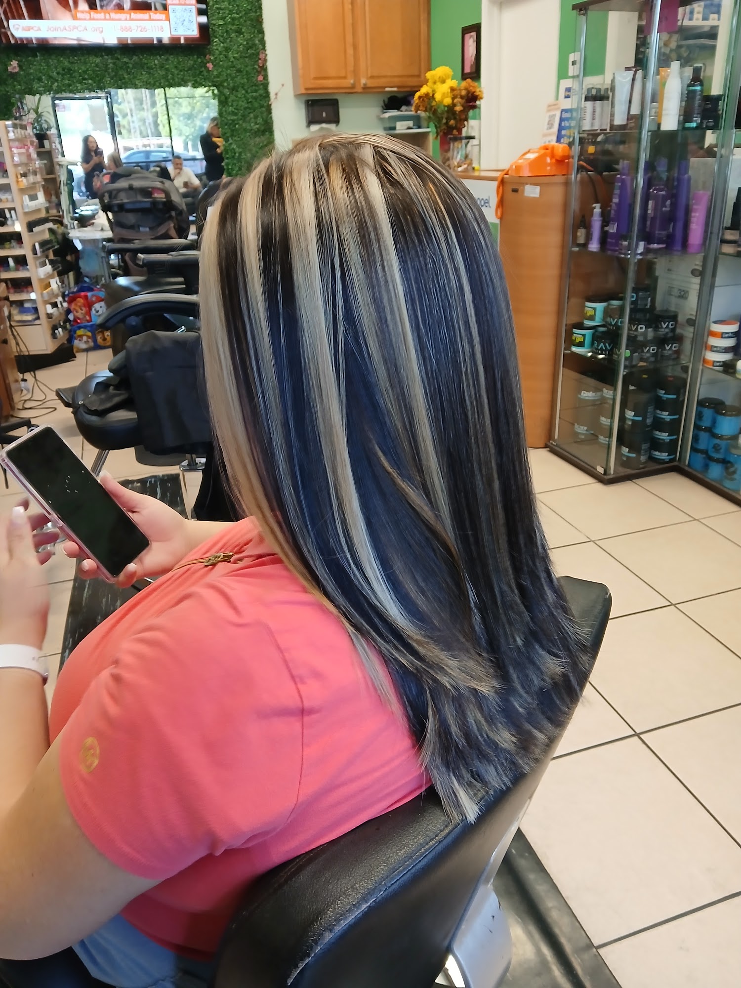 Carmelita's Beauty and Barber Studio 8879 Laurel Canyon Blvd # D, Sun Valley California 91352