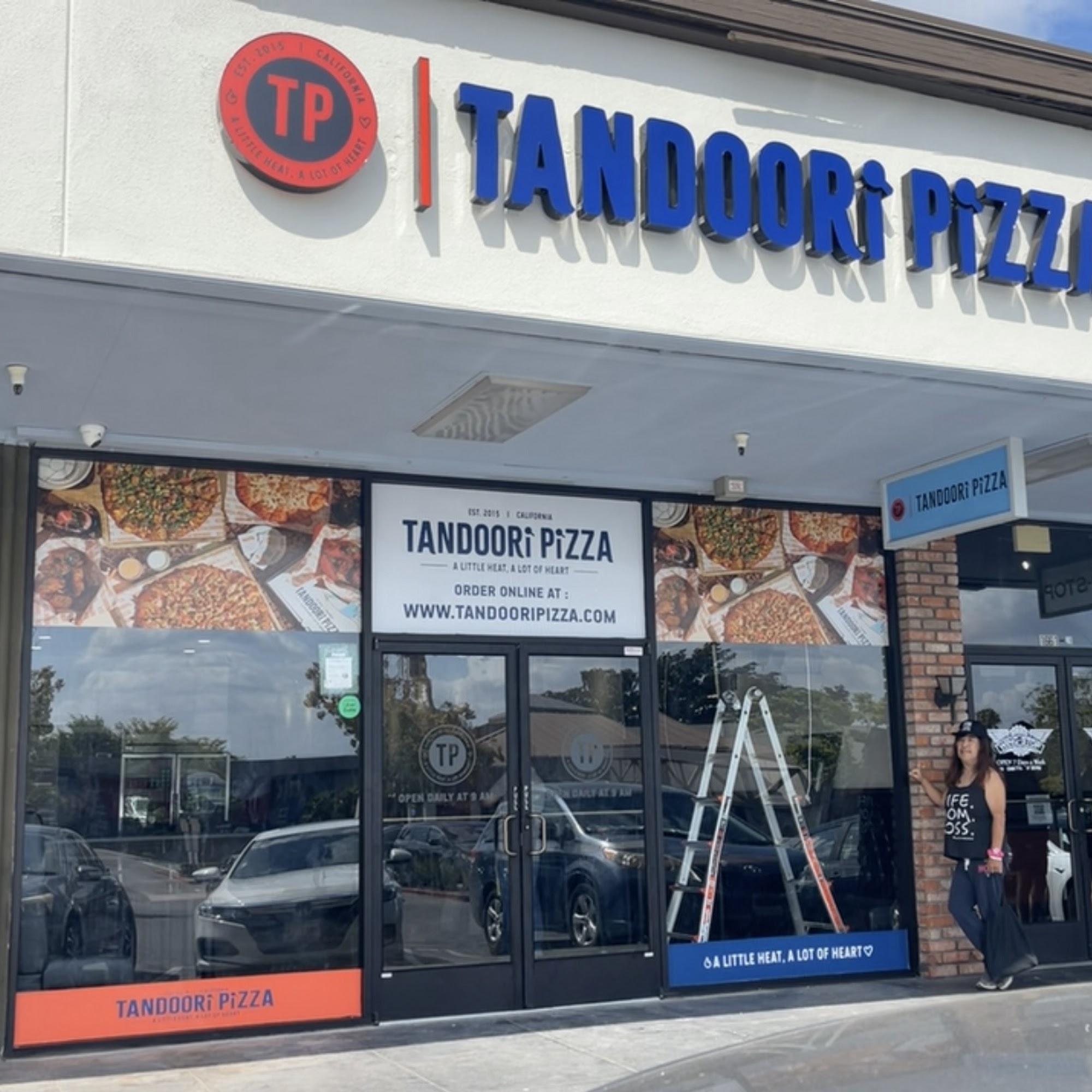 Tandoori Pizza - Sunnyvale 1663 Hollenbeck Ave, Sunnyvale