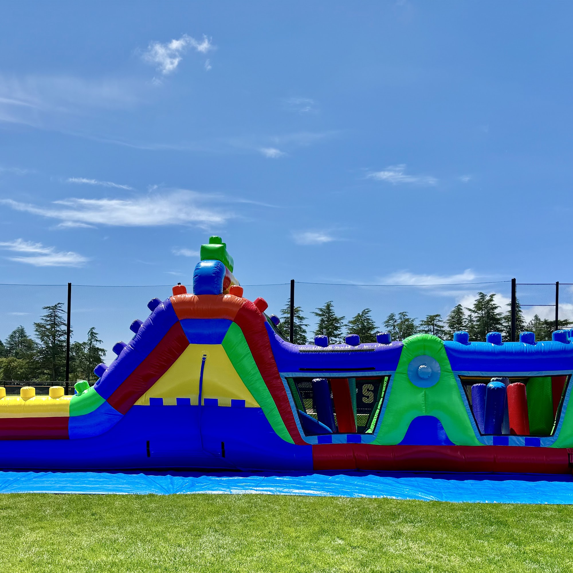 Jumper House Party Rental 1674 Hollenbeck Ave, Sunnyvale California 94087