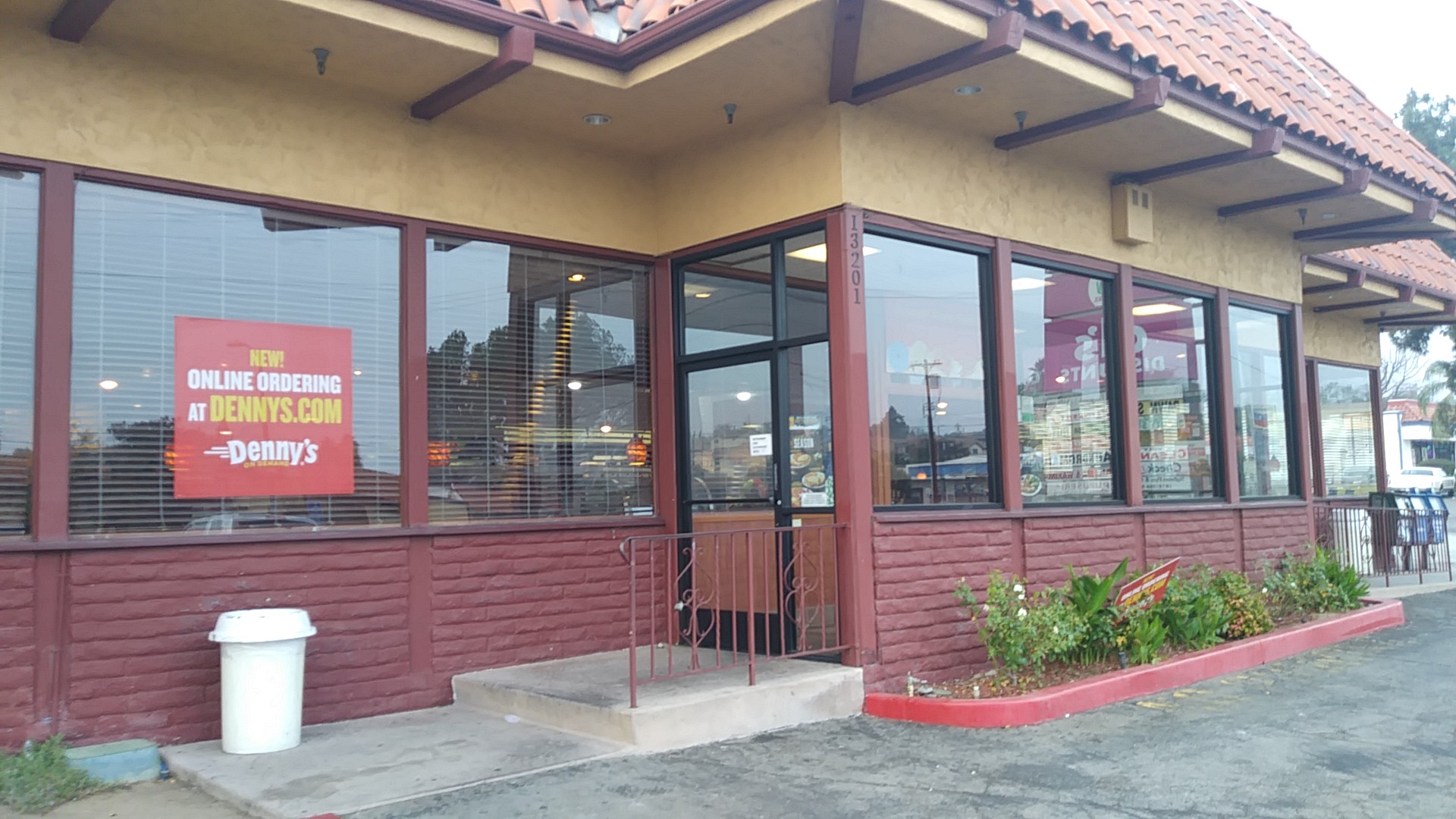 Denny's