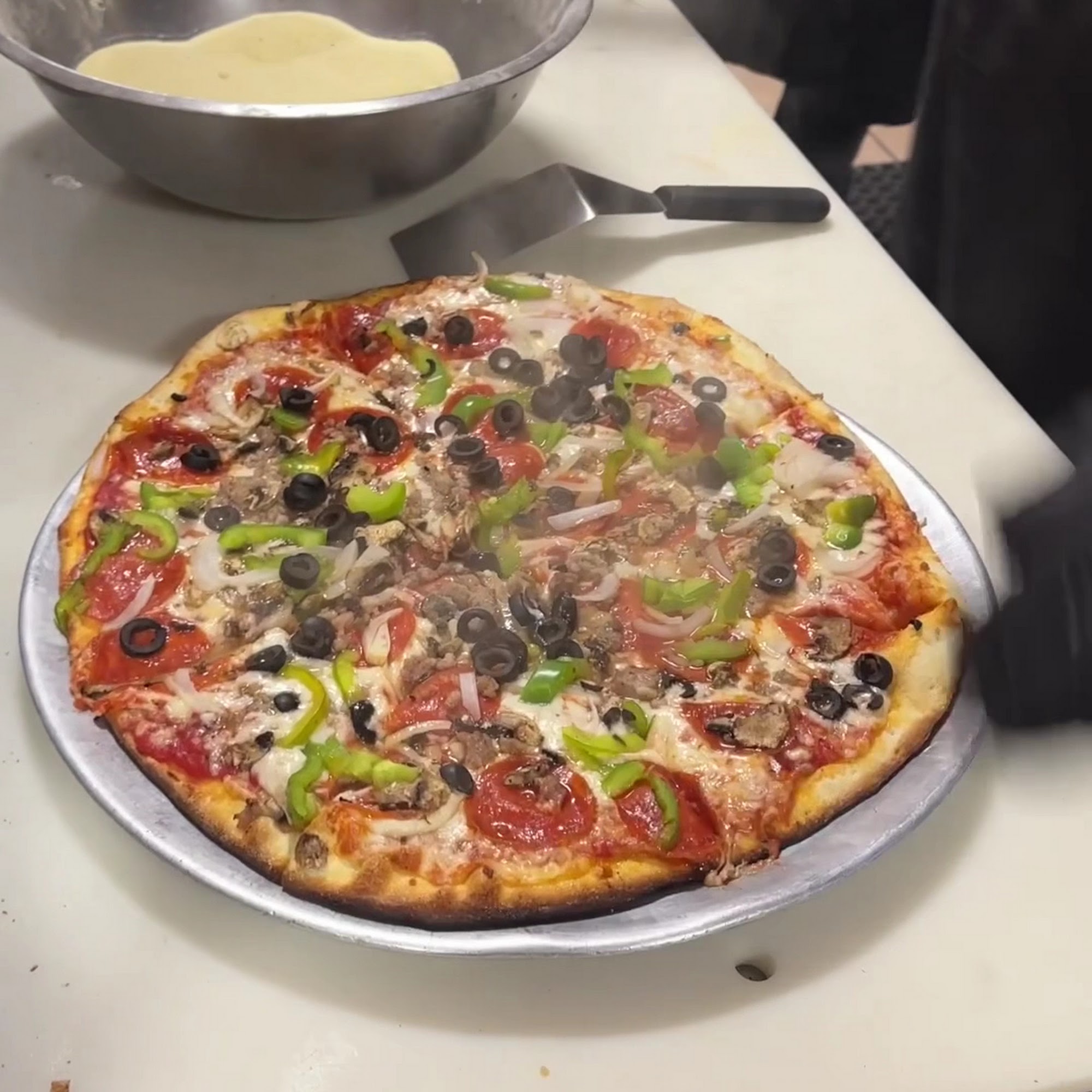 D'Amore's Pizza Tarzana
