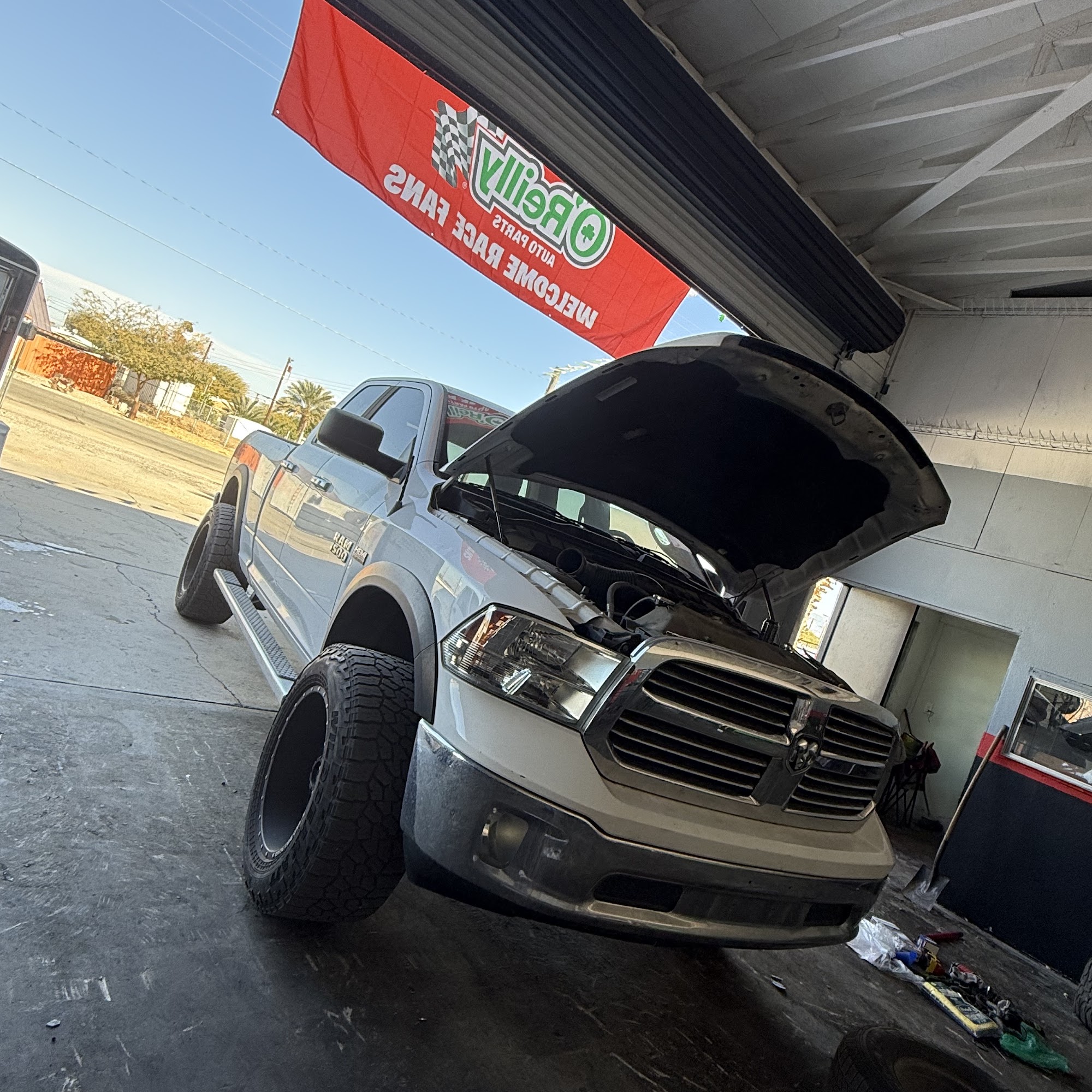 Nares Tires & Repair Thermal