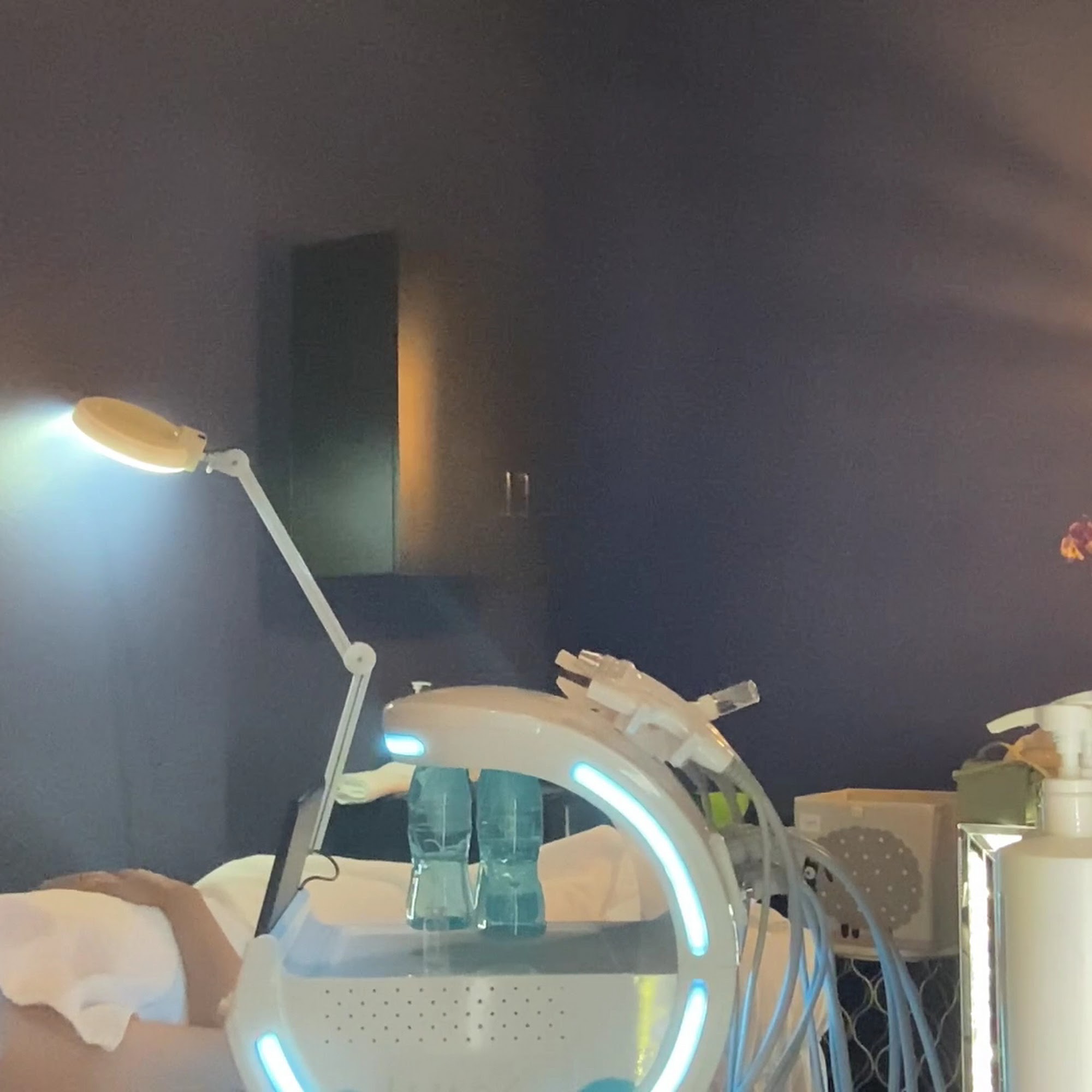 Essence Of Healing Spa