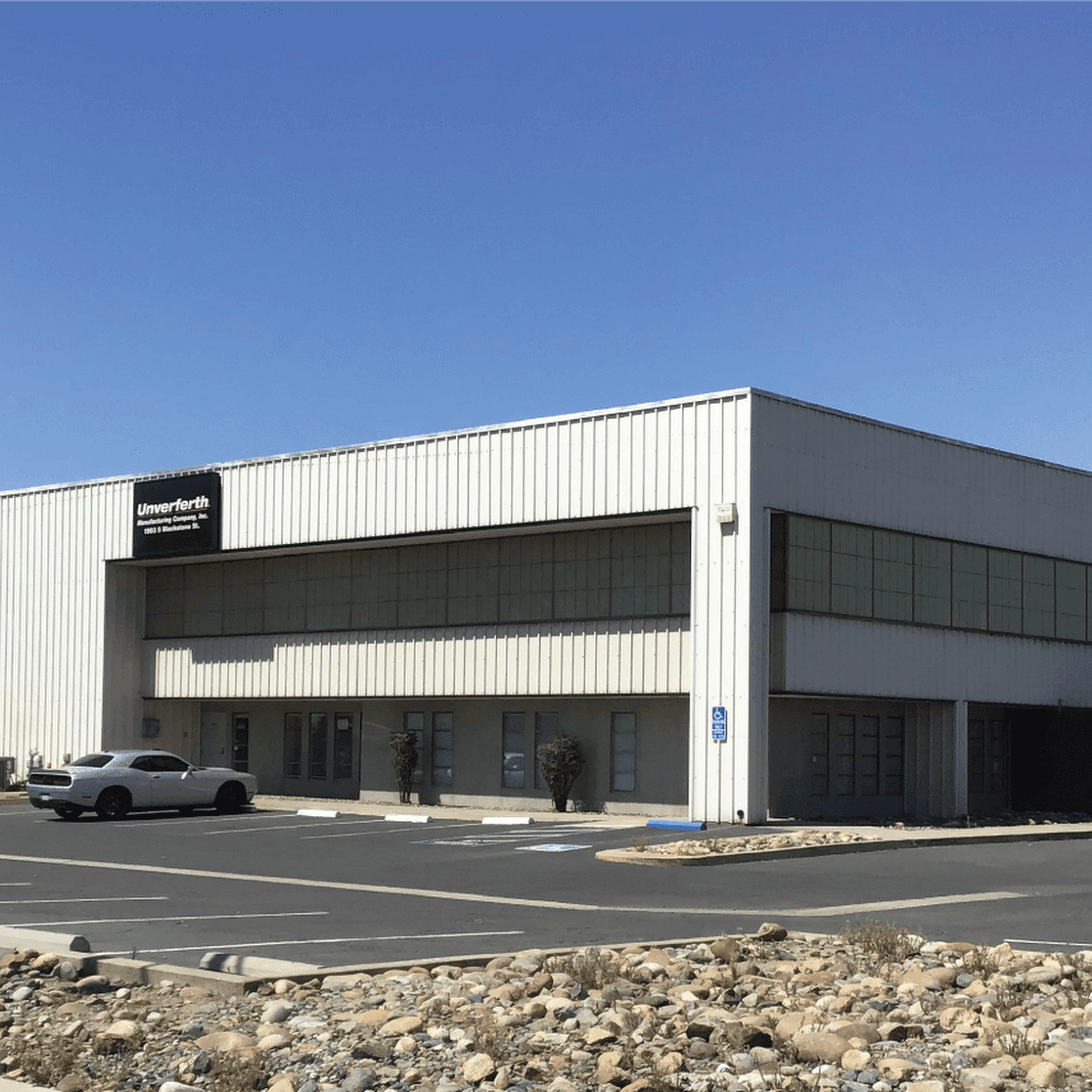 Unverferth Manufacturing Co., Inc. Tulare