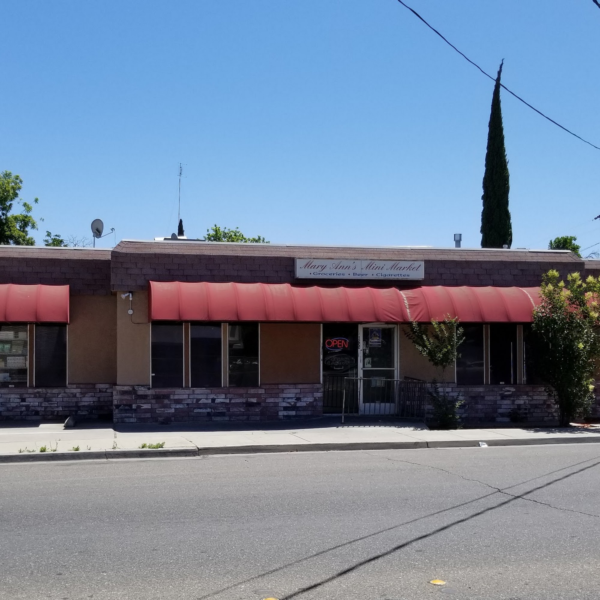 Mary Ann's Bakery And Mini Market Turlock