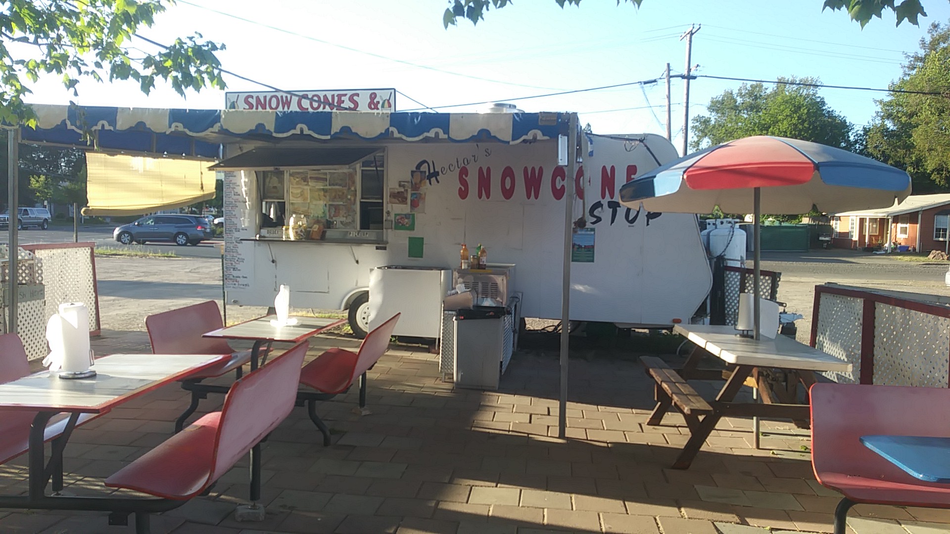 Hector's Snow Cones Stop Ukiah