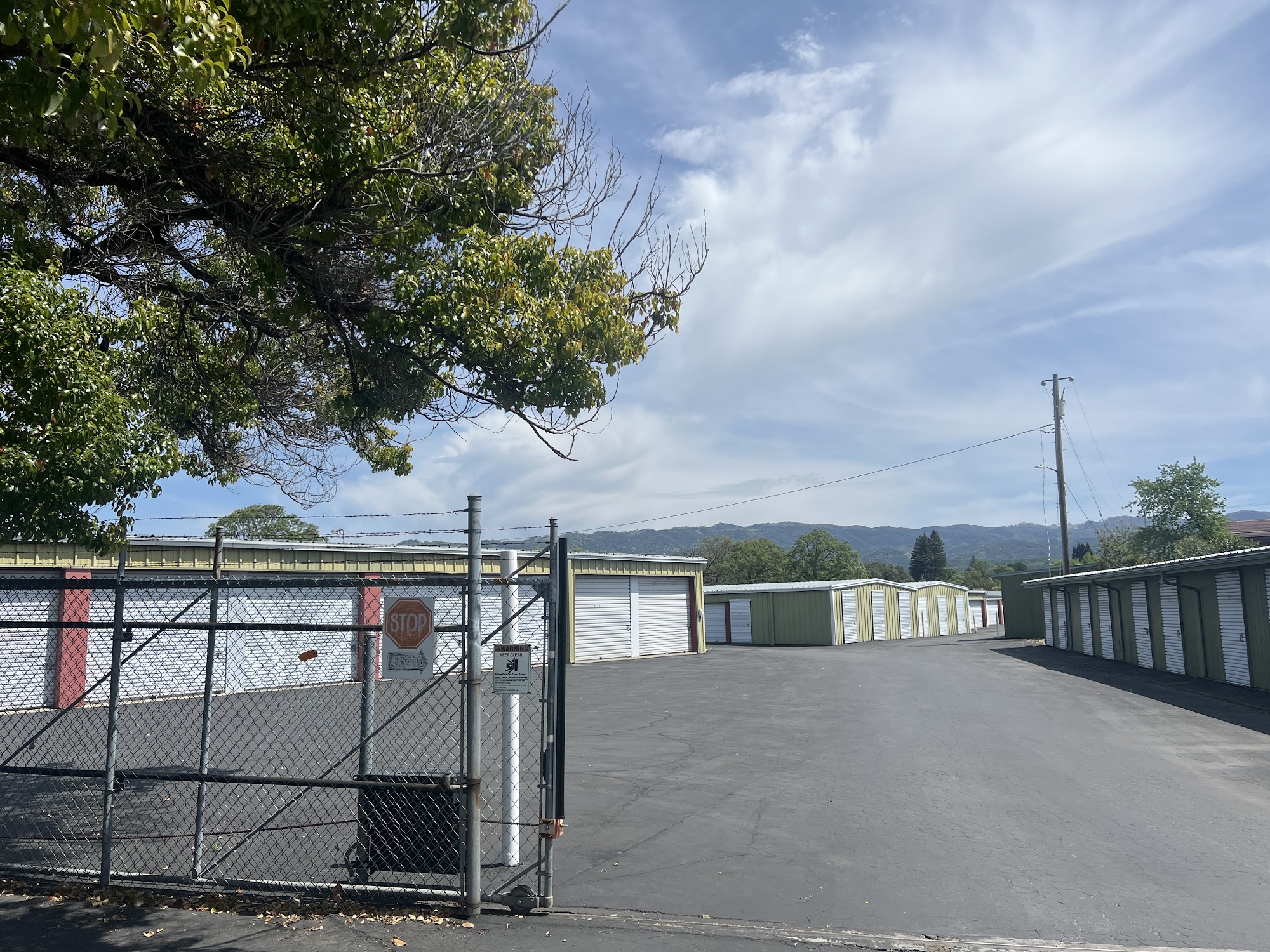 G & W Storage Ukiah