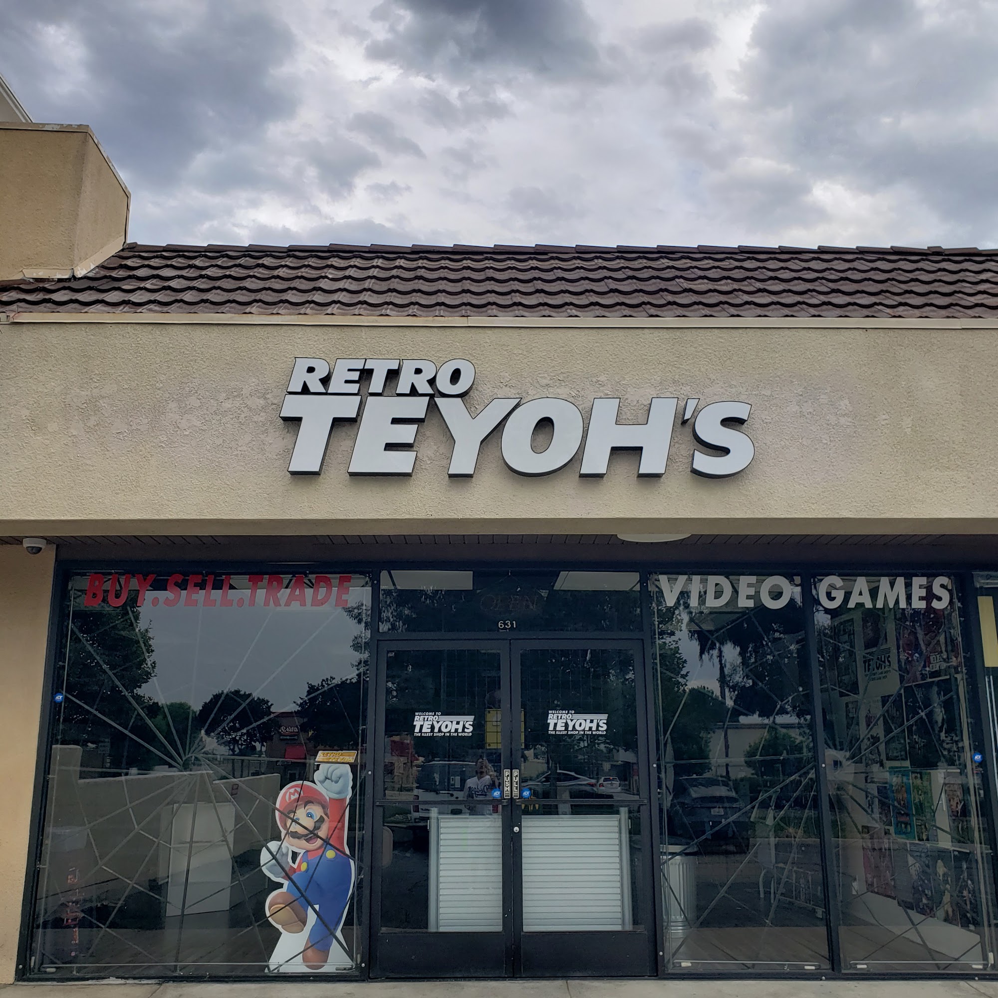 Retro Teyoh's Video Games and Collectibles Upland