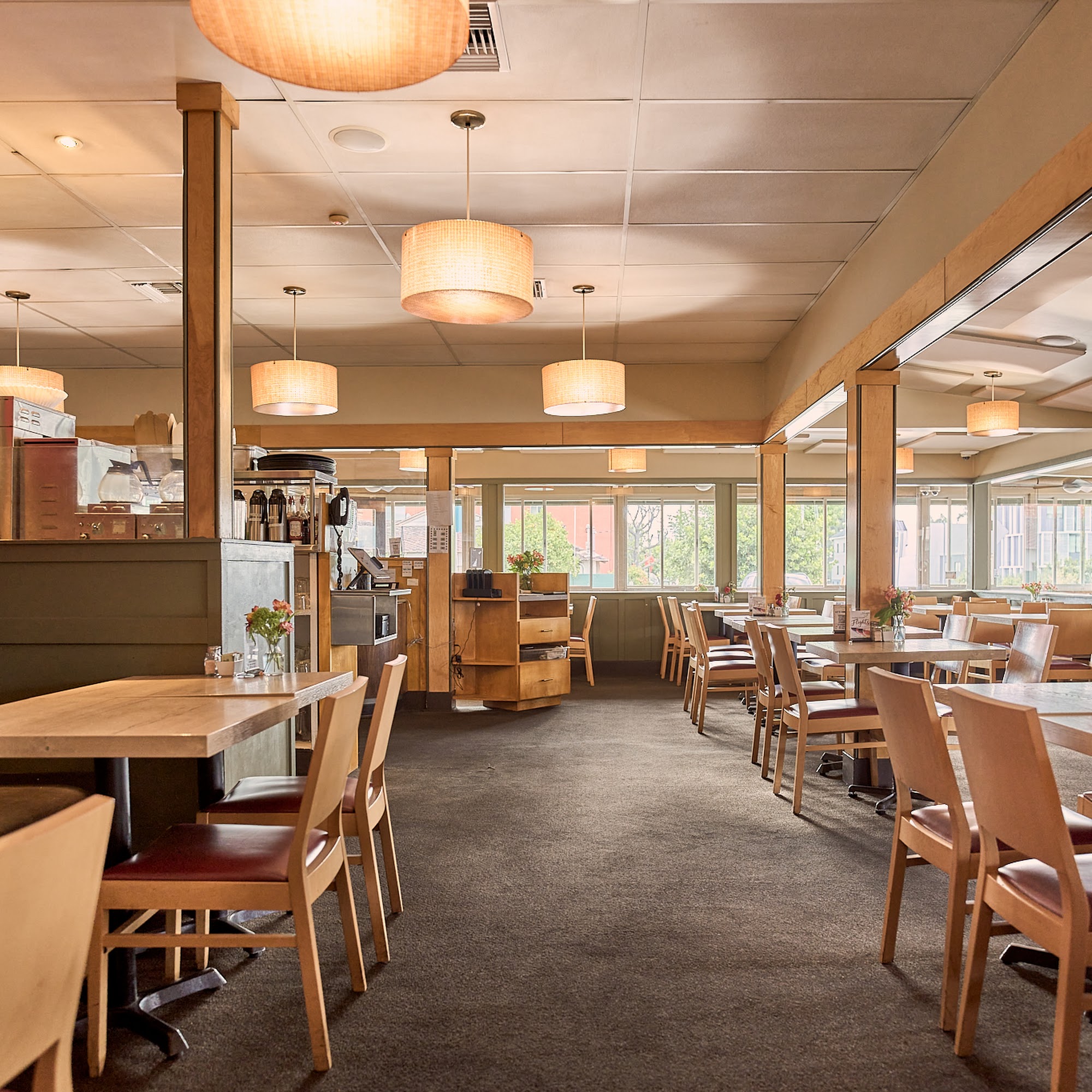 Hugo's Restaurant Valley Village