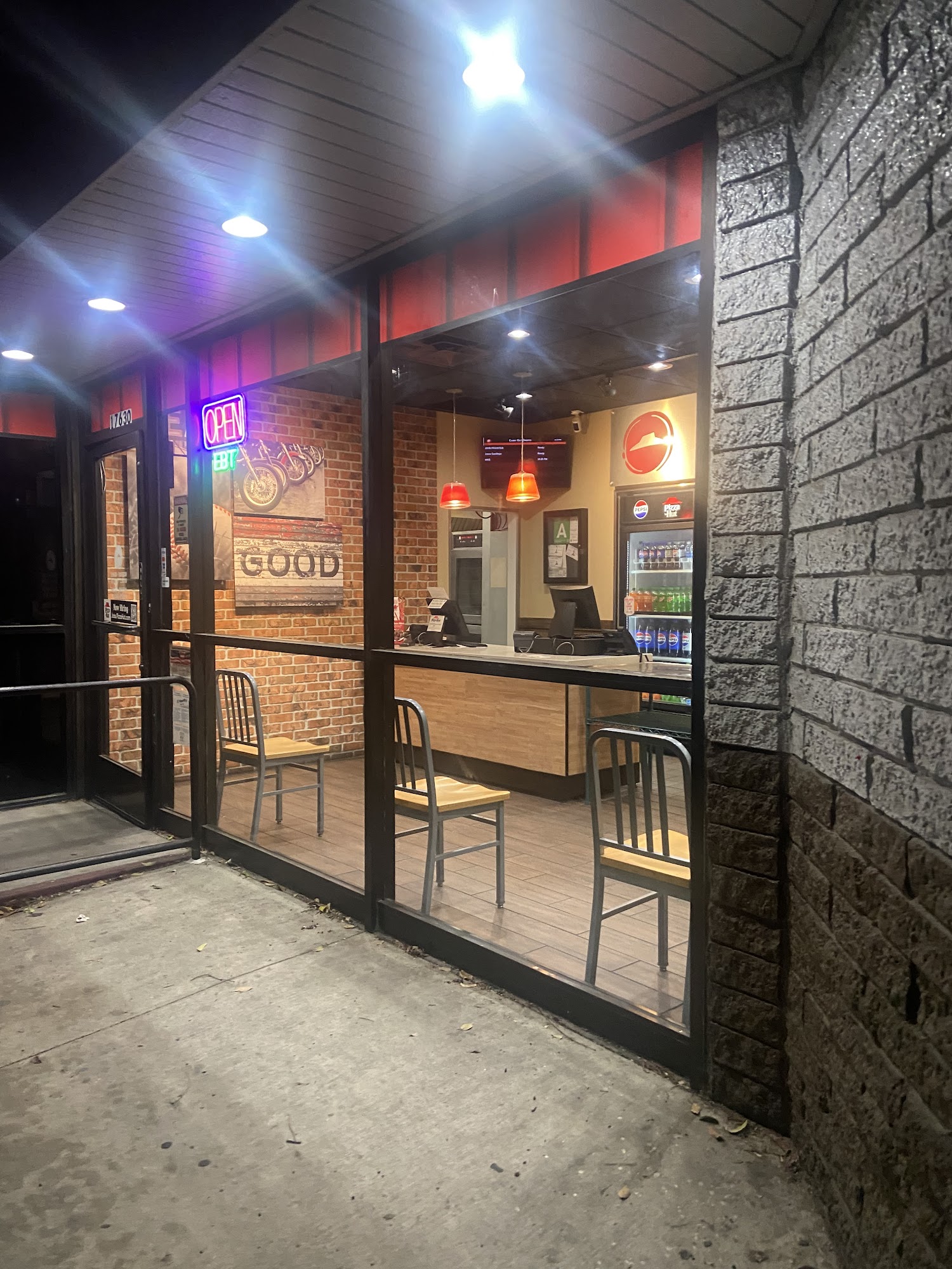 Pizza Hut