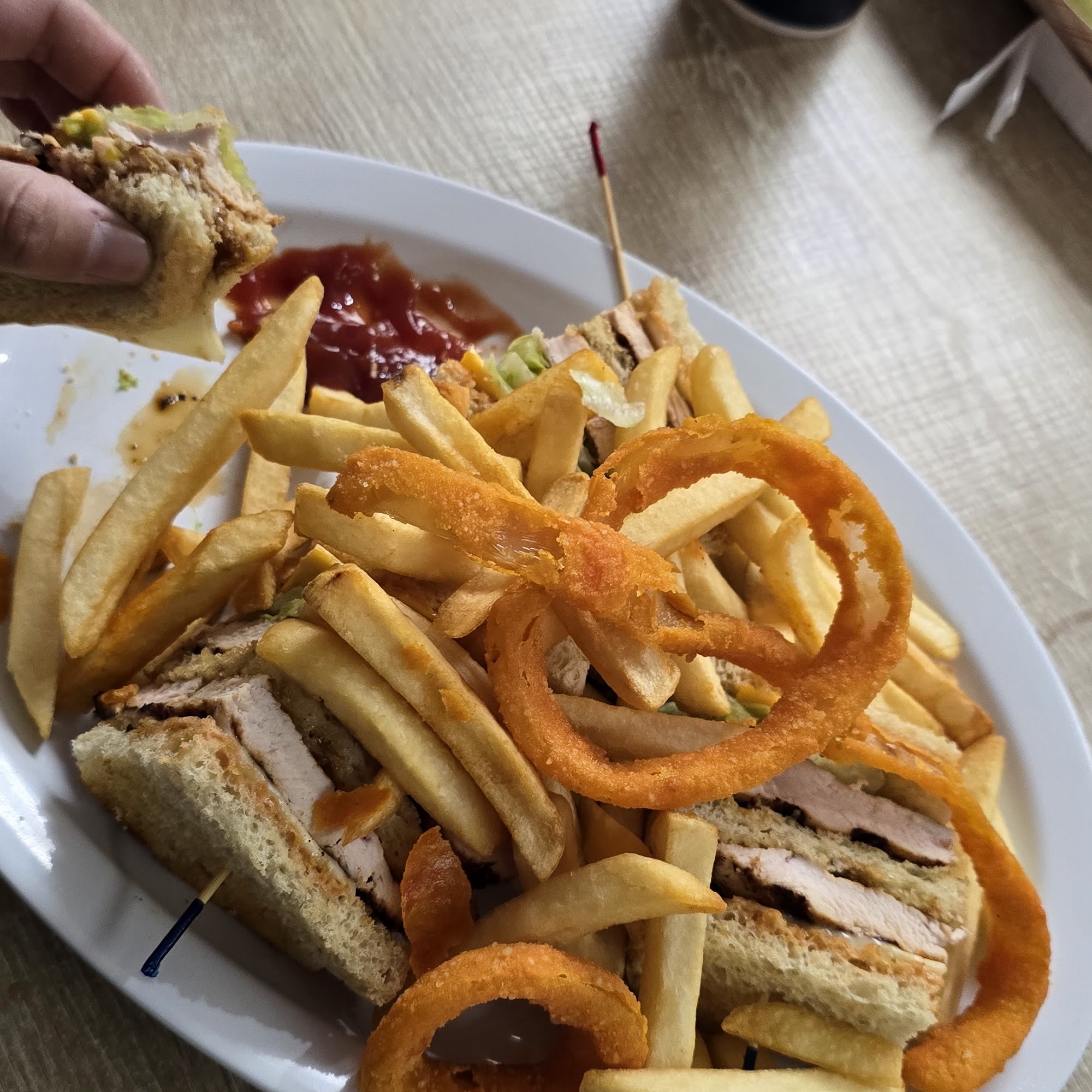 Angry Boy Burger (Drive thru)