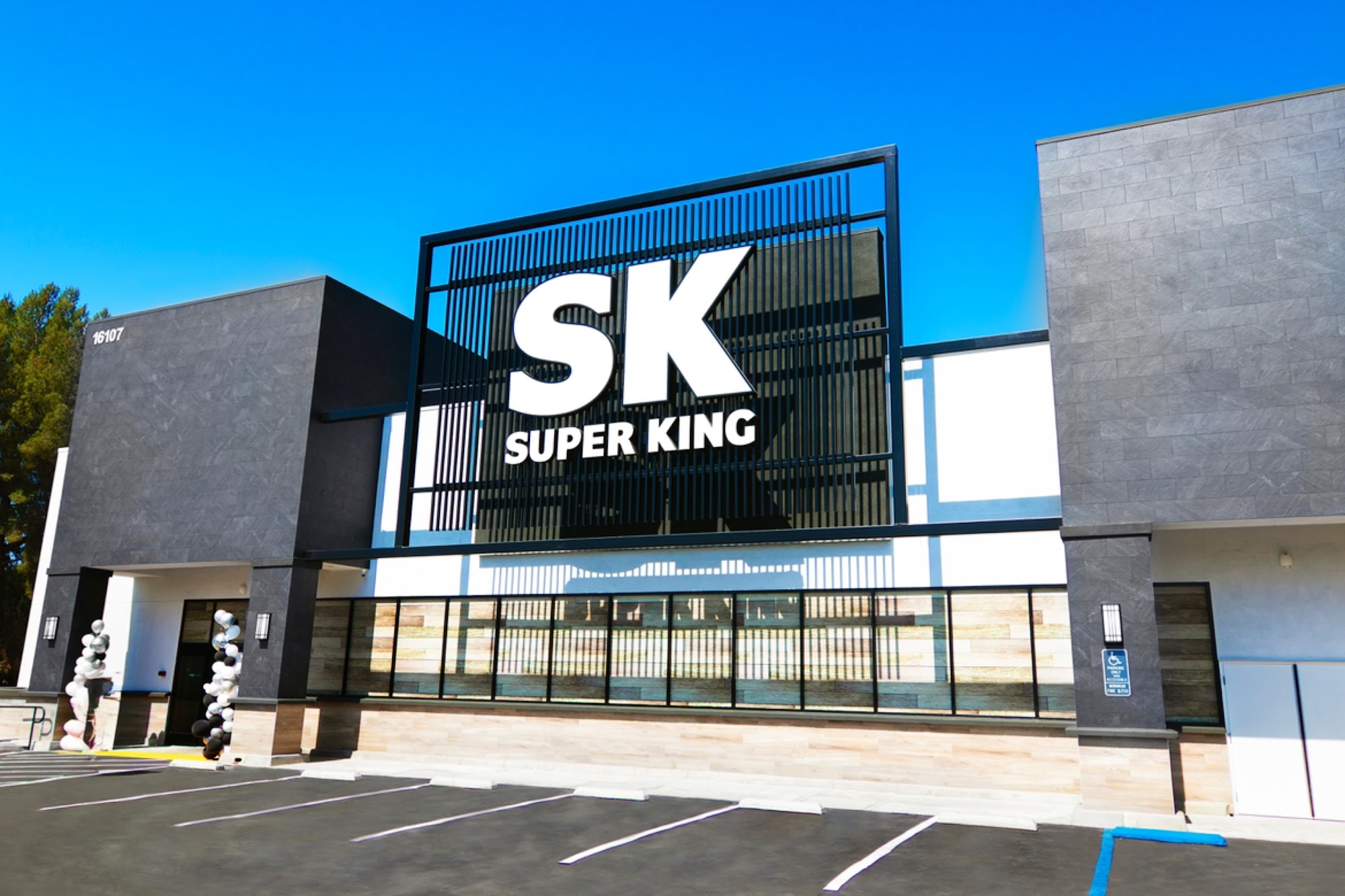 Super King Market Van Nuys