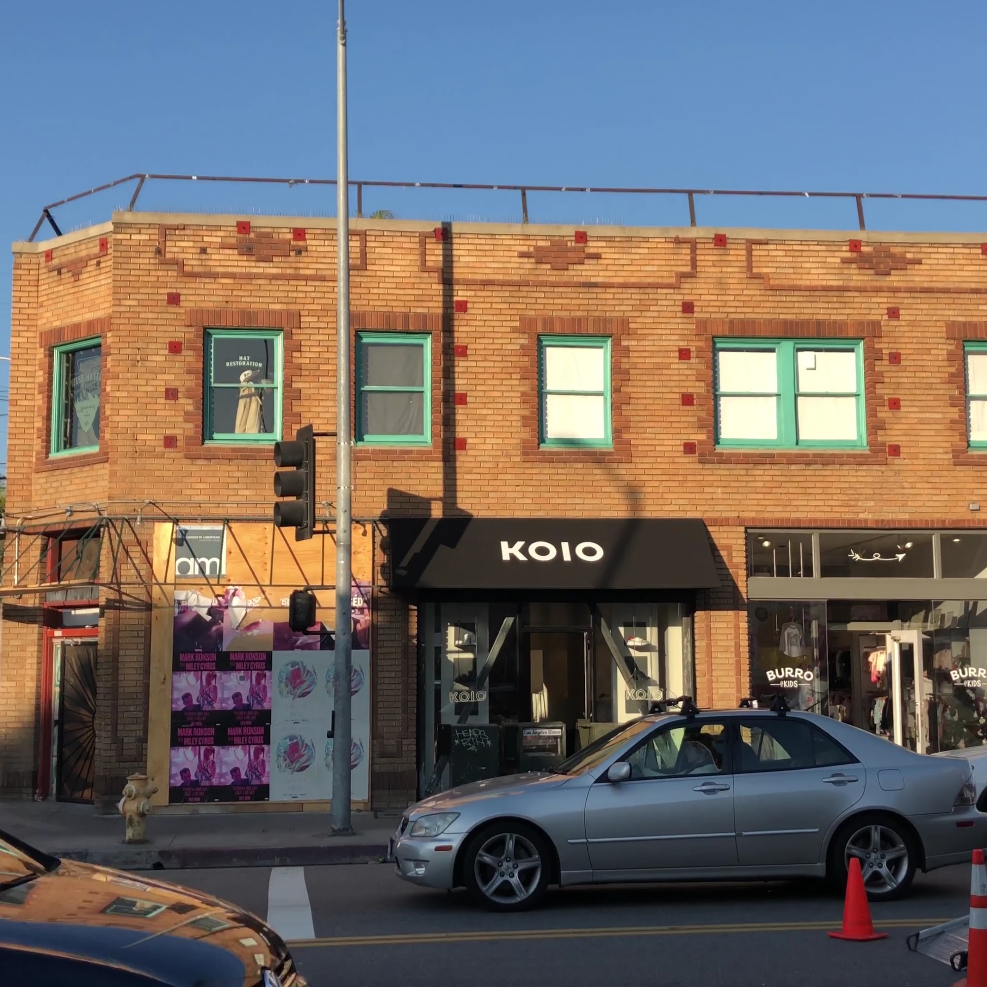 The Wise Hatter Venice